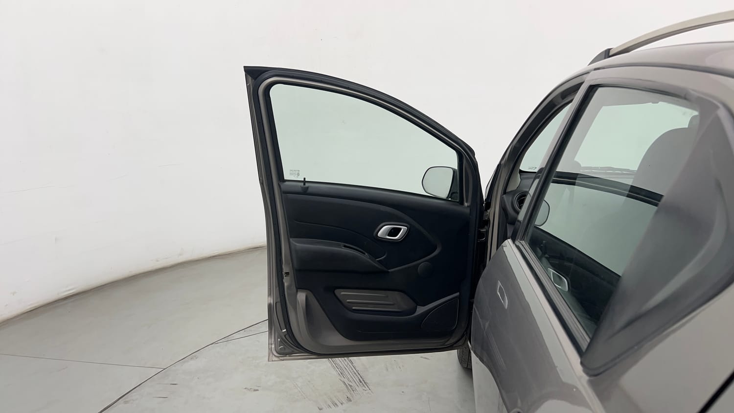 Used 2018 Datsun Redi-GO S 1.0 AMT Petrol Automatic interior LEFT FRONT DOOR OPEN VIEW