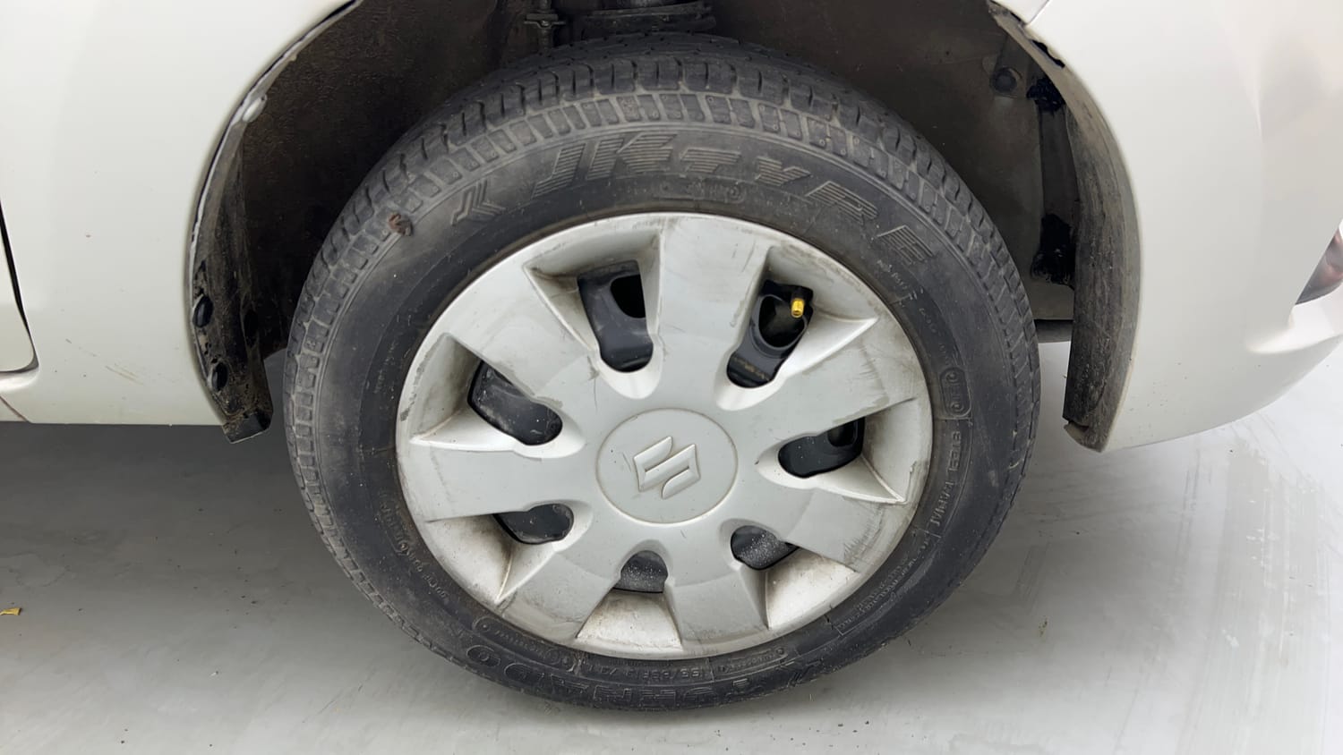 Used 2019 maruti-suzuki Alto K10 VXi (O) AMT Petrol Automatic tyres RIGHT FRONT TYRE RIM VIEW