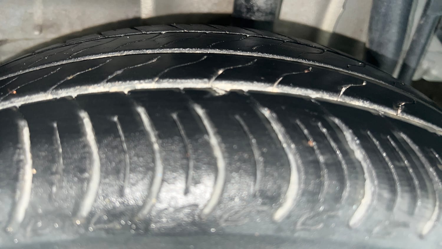 Used 2019 Tata Tiago Revotron XZ w/o Alloy Petrol Manual tyres LEFT REAR TYRE TREAD VIEW