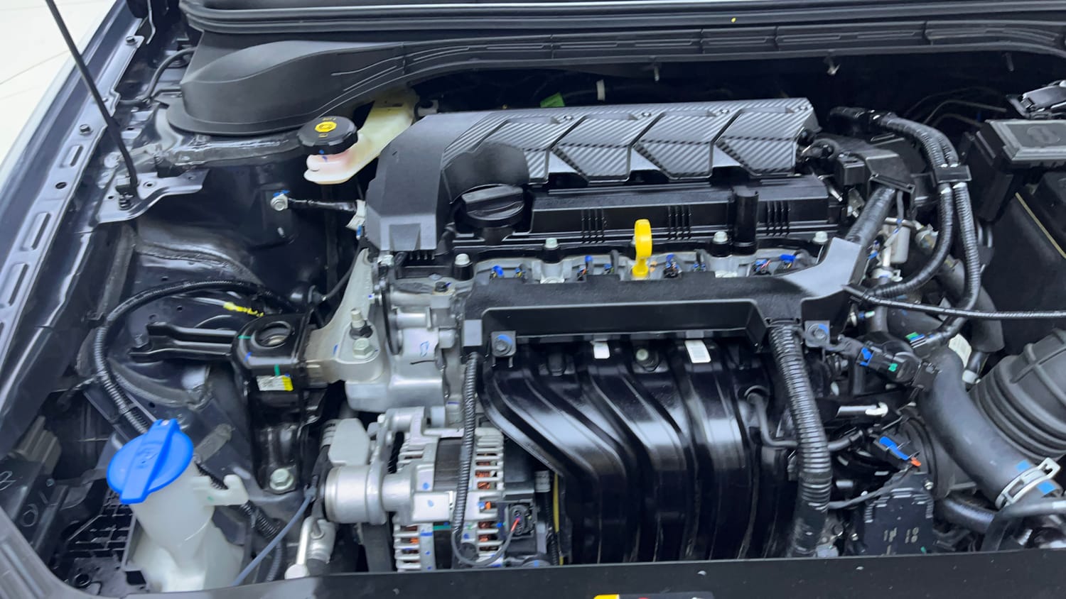 Used 2026 Hyundai Verna 1.5 MPi Petrol IVT HX 6 Petrol Automatic engine ENGINE RIGHT SIDE VIEW