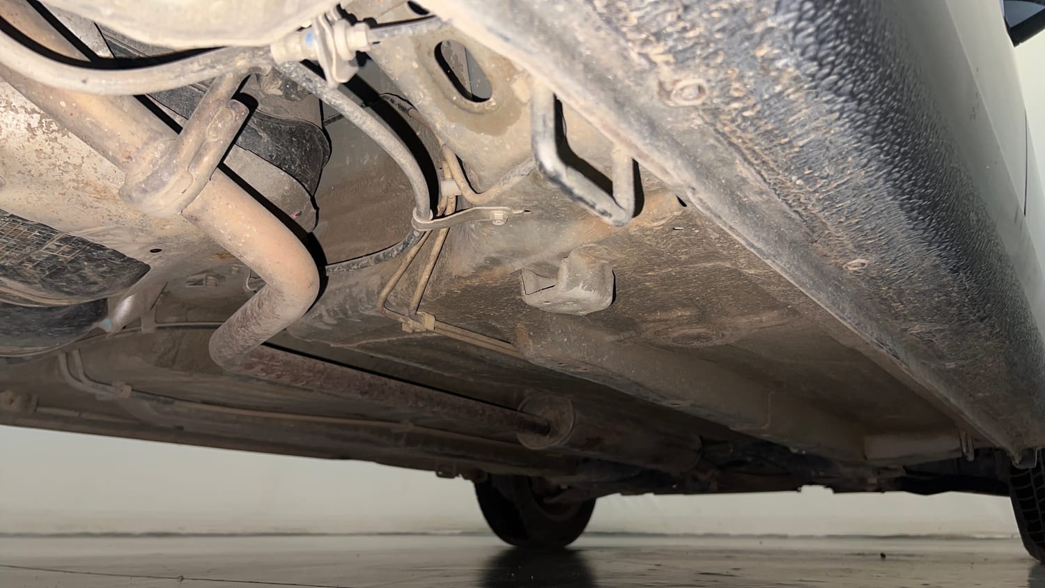 Used 2017 Maruti Suzuki Celerio ZXi Petrol Manual extra REAR RIGHT UNDERBODY VIEW