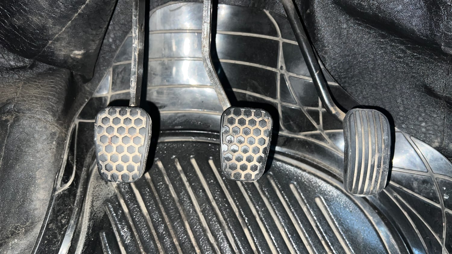 Used 2020 Tata Tiago XZ Plus Petrol Manual interior PEDALS VIEW