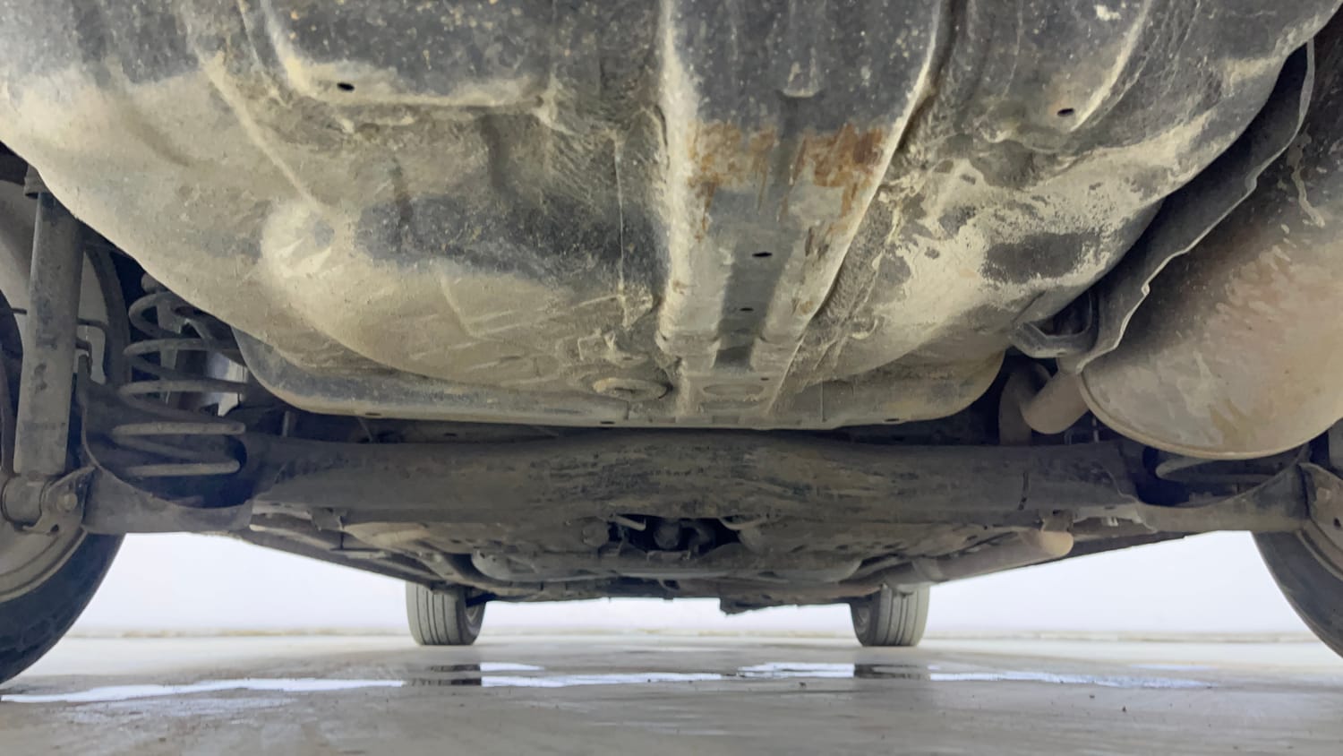 Used 2011 Honda City 1.5 V AT Petrol Automatic extra REAR UNDERBODY VIEW (TAKEN FROM REAR)