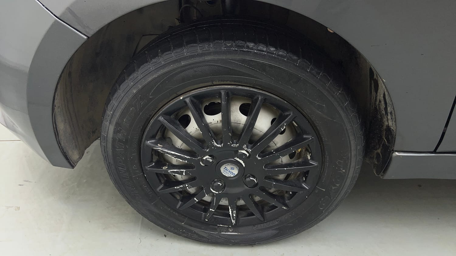 Used 2022 Tata Tiago XE Petrol Manual tyres LEFT FRONT TYRE RIM VIEW