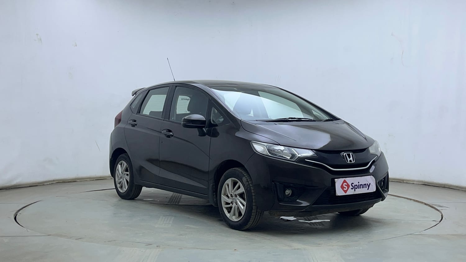 Used 2016 Honda Jazz VX Petrol Petrol Manual exterior RIGHT FRONT CORNER VIEW