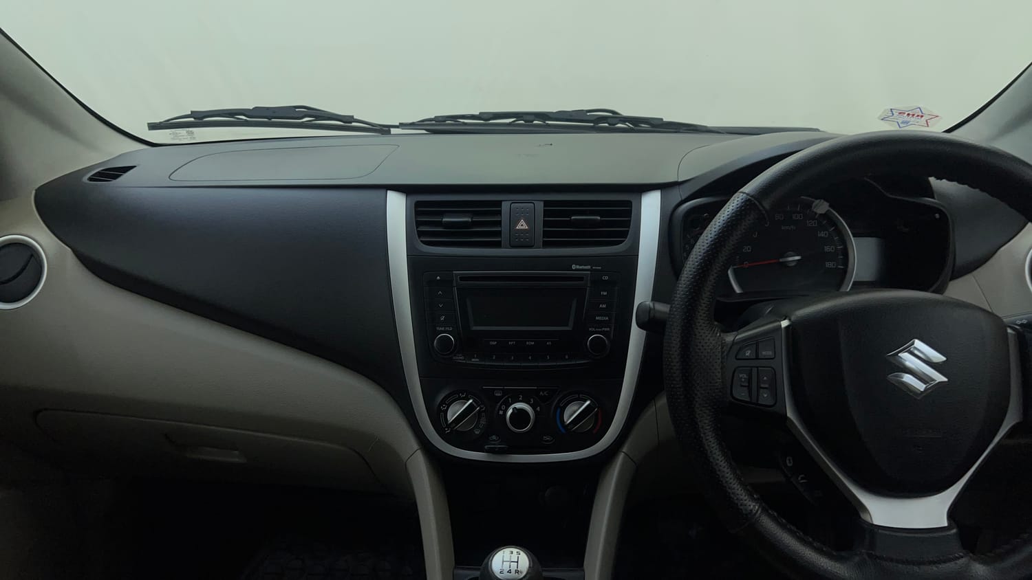 Used 2017 Maruti Suzuki Celerio ZXi Petrol Manual interior MUSIC SYSTEM & AC CONTROL VIEW