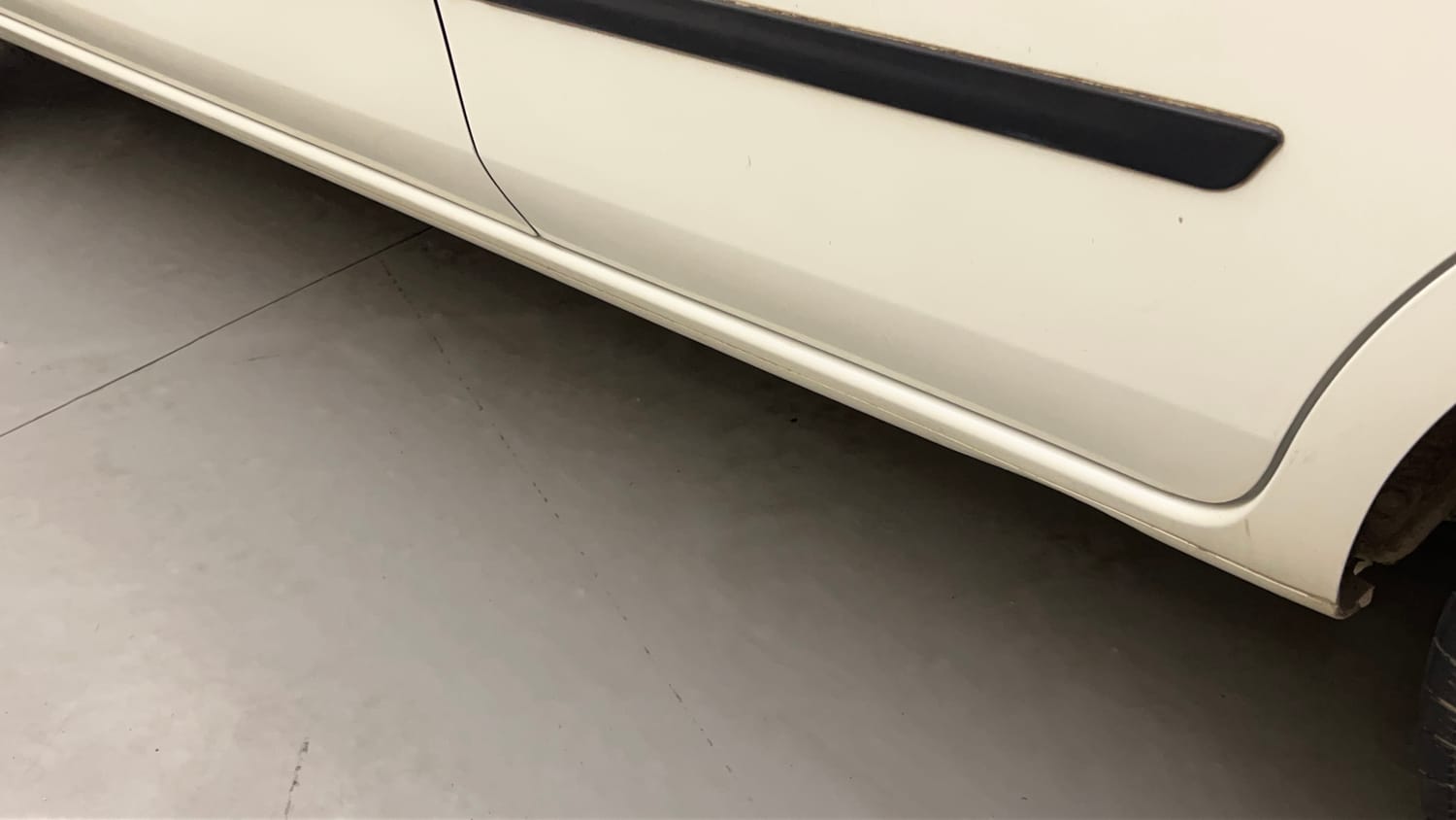 Used 2018 Nissan Sunny XV CVT Petrol Automatic dents MINOR SCRATCH