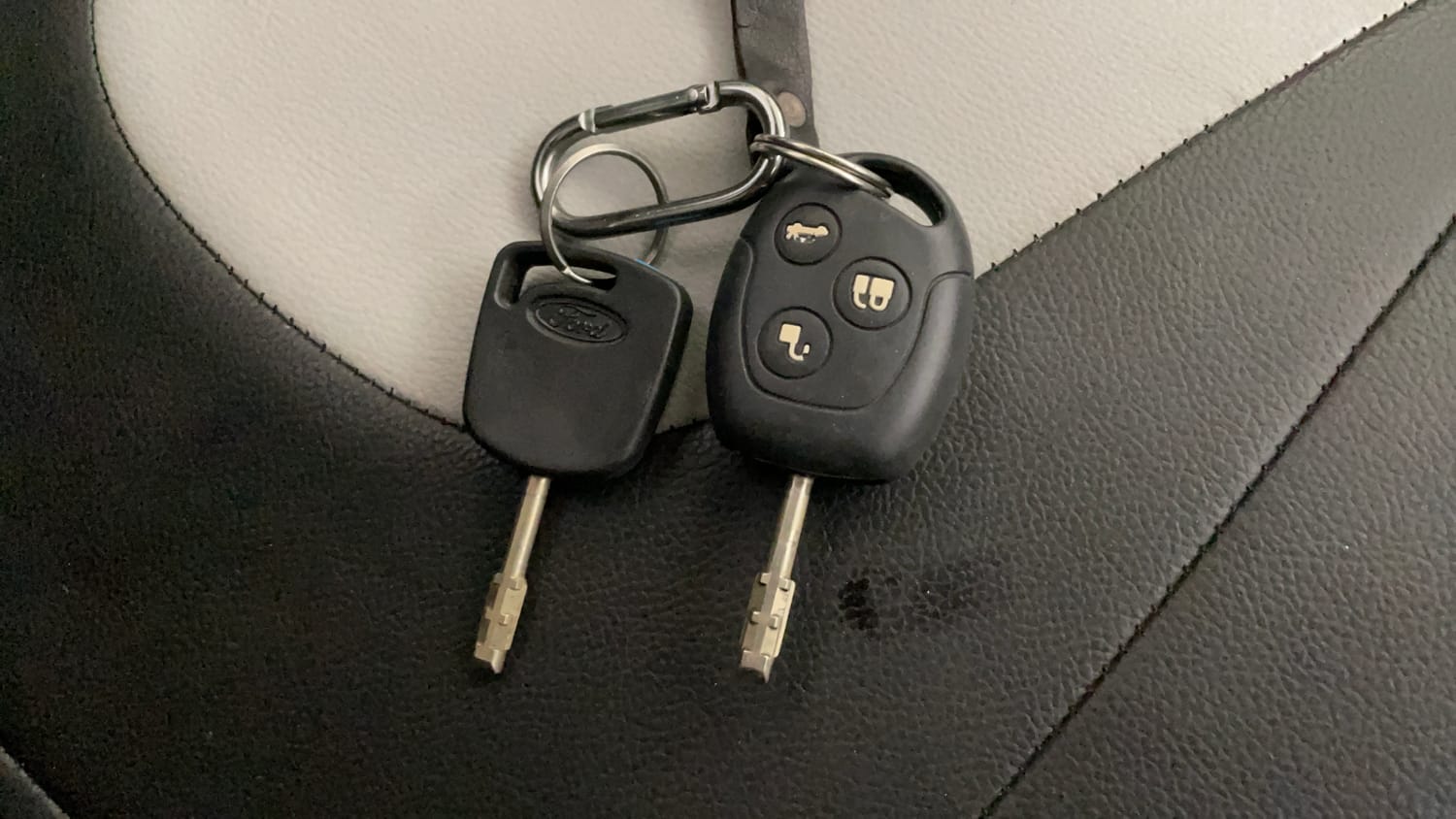 Used 2013 Ford Figo Duratec Petrol ZXI 1.2 Petrol Manual extra CAR KEY VIEW