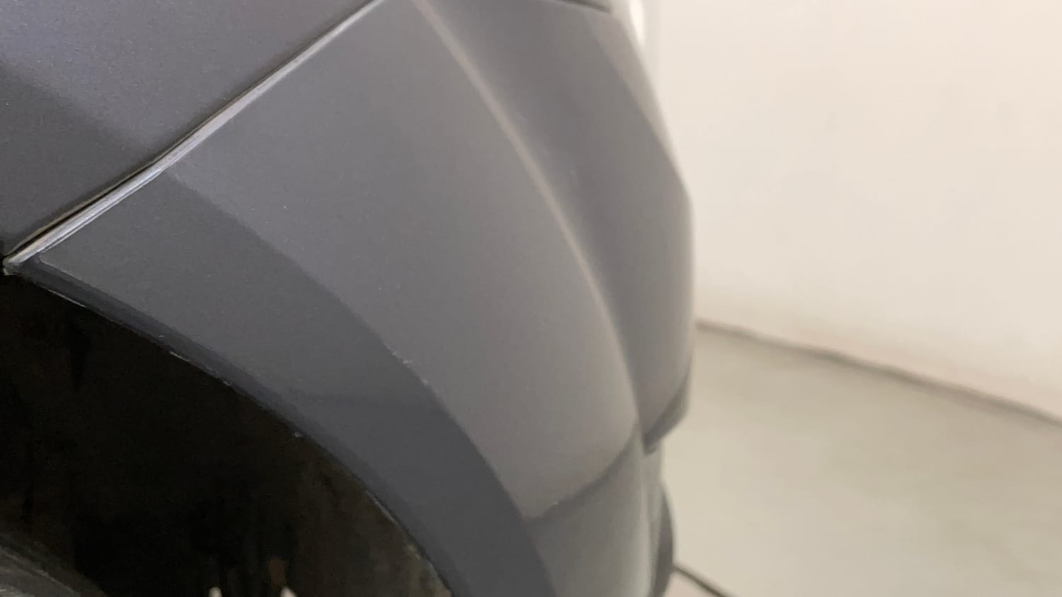 Used 2013 Ford Figo Duratec Petrol ZXI 1.2 Petrol Manual dents MINOR SCRATCH