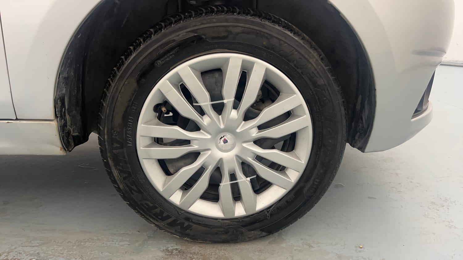 Used 2019 Tata Tiago Revotron XZ w/o Alloy Petrol Manual tyres RIGHT FRONT TYRE RIM VIEW