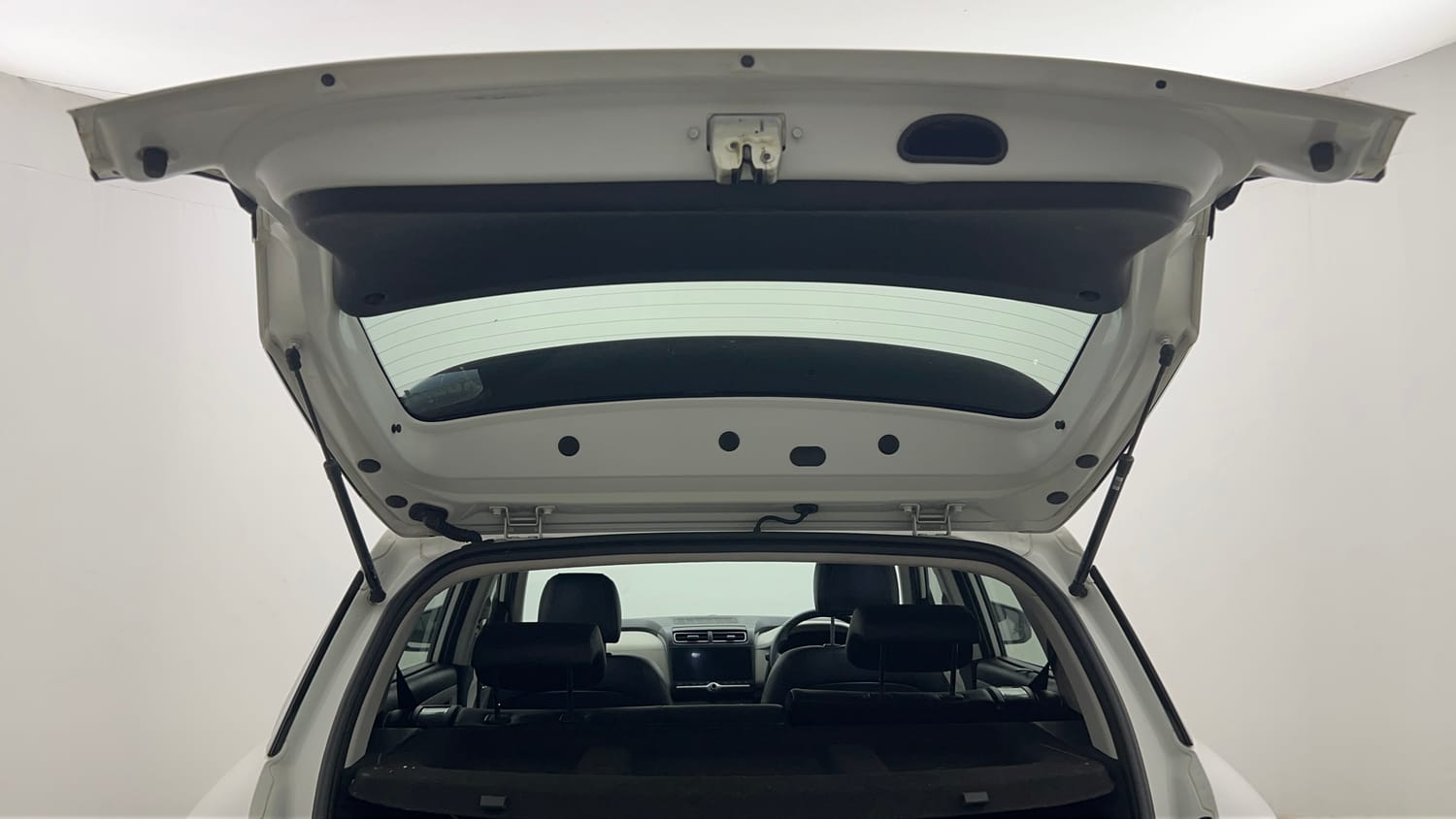 Used 2022 Hyundai Creta SX (O) 1.5 Petrol IVT Petrol Automatic interior DICKY DOOR OPEN VIEW