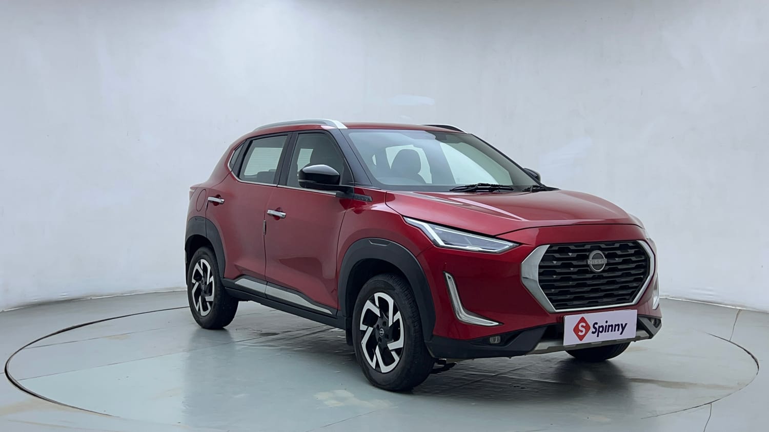 Used 2023 Nissan Magnite XV Premium Turbo Petrol Manual exterior RIGHT FRONT CORNER VIEW