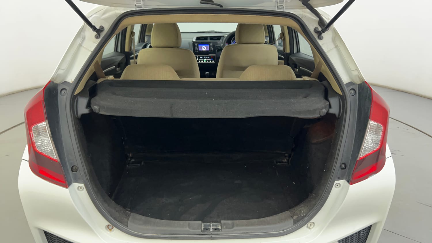 Used 2016 Honda Jazz V Petrol Petrol Manual interior DICKY INSIDE VIEW
