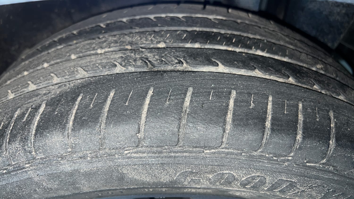 Used 2018 Maruti Suzuki Ciaz Alpha 1.4 MT Petrol Manual tyres LEFT REAR TYRE TREAD VIEW