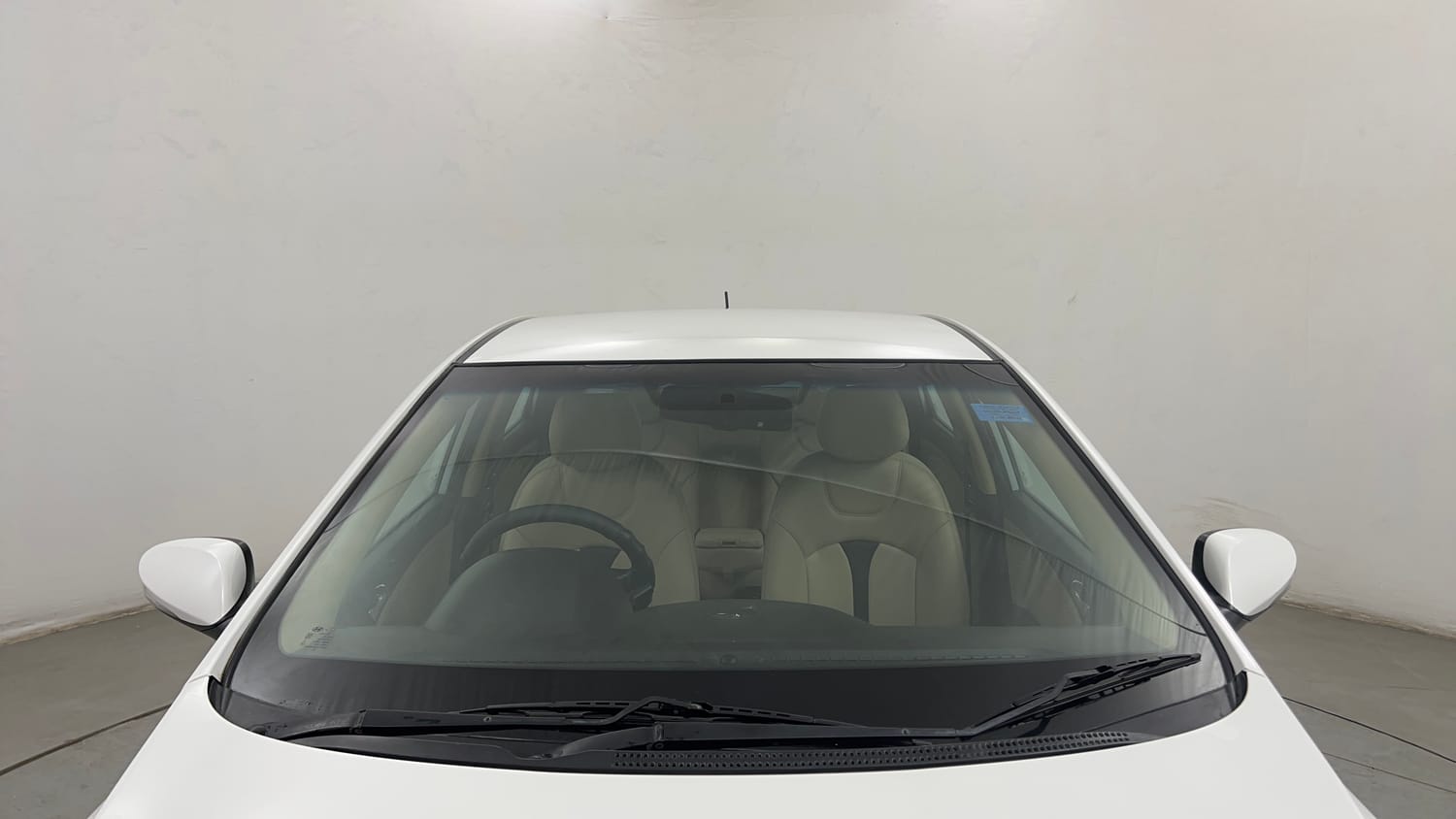 Used 2015 Hyundai Verna Fluidic 1.6 VTVT SX Petrol Manual exterior FRONT WINDSHIELD VIEW