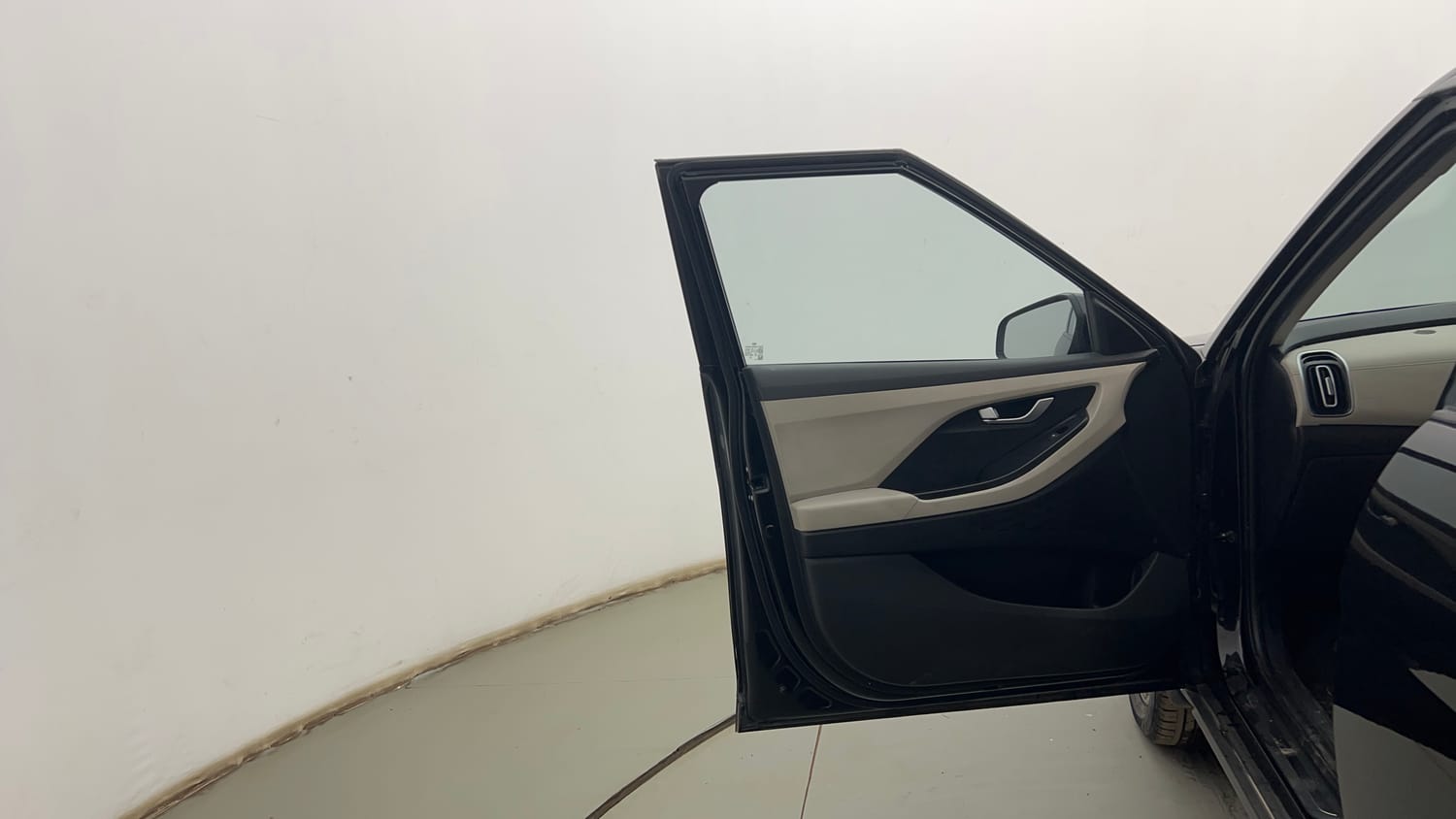 Used 2023 Hyundai Creta SX 1.5 Petrol Petrol Manual interior LEFT FRONT DOOR OPEN VIEW
