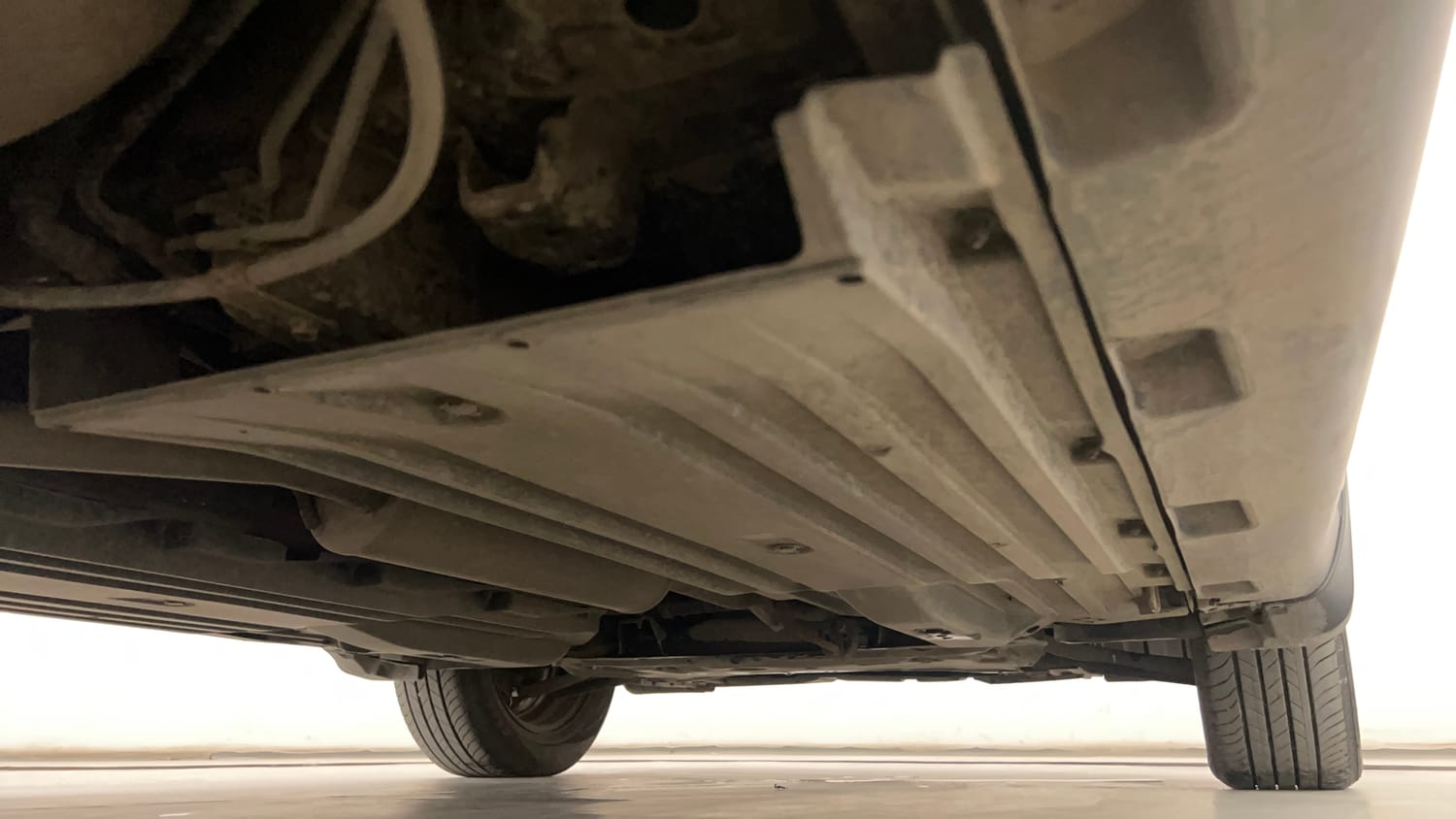 Used 2022 maruti-suzuki Vitara Brezza LXi Petrol Manual extra REAR RIGHT UNDERBODY VIEW