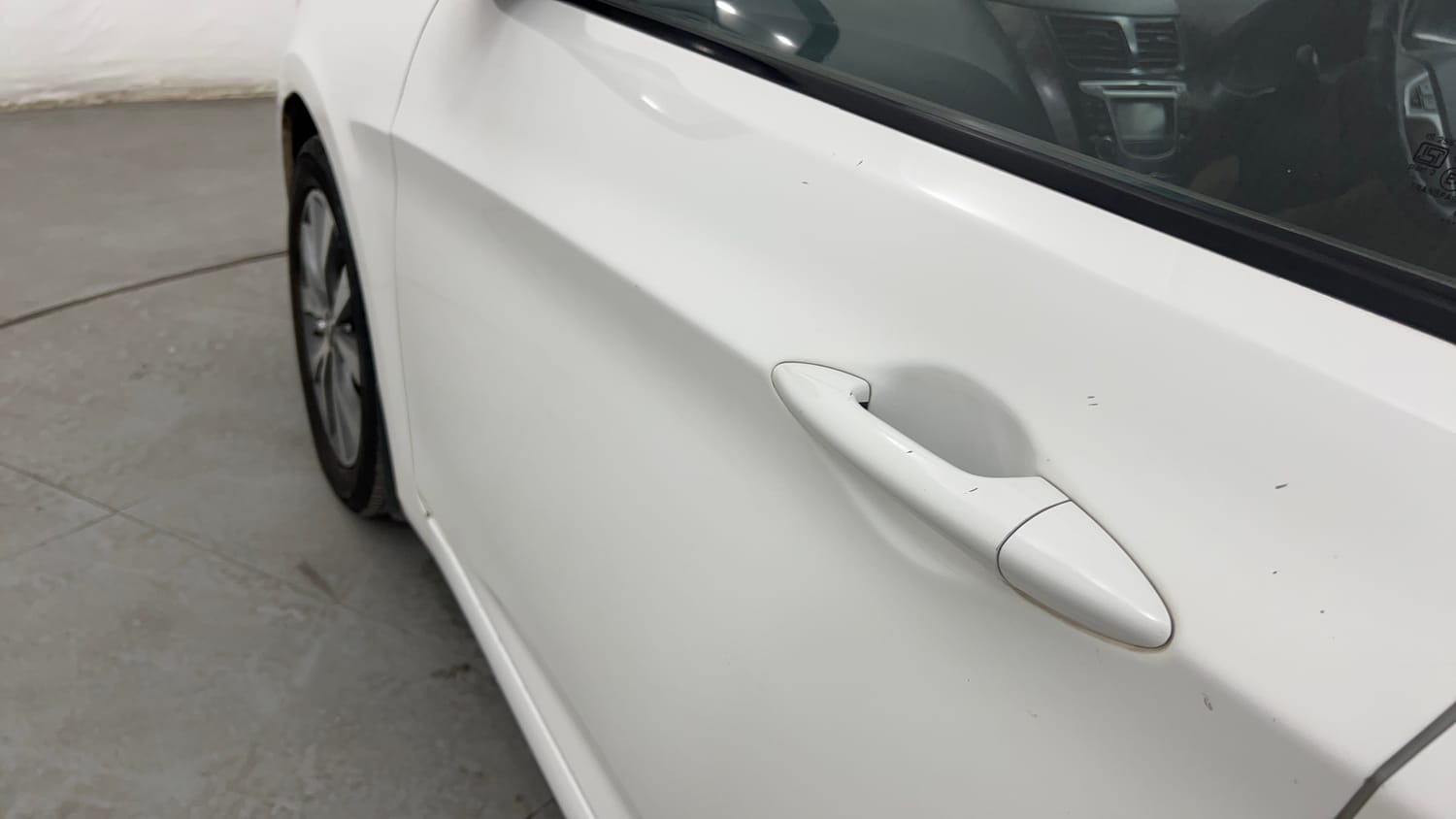 Used 2015 Hyundai Verna Fluidic 1.6 VTVT SX Petrol Manual dents MINOR DENT