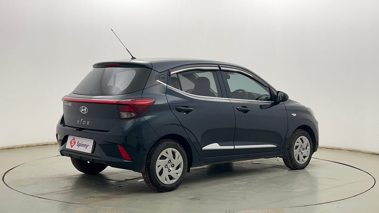 Used 2025 Hyundai Grand i10 Nios Magna 1.2 Kappa Petrol Manual exterior RIGHT REAR CORNER VIEW
