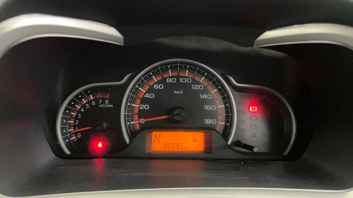 Used 2016 Maruti Suzuki Alto K10 VXi AMT Petrol Automatic interior CLUSTERMETER VIEW