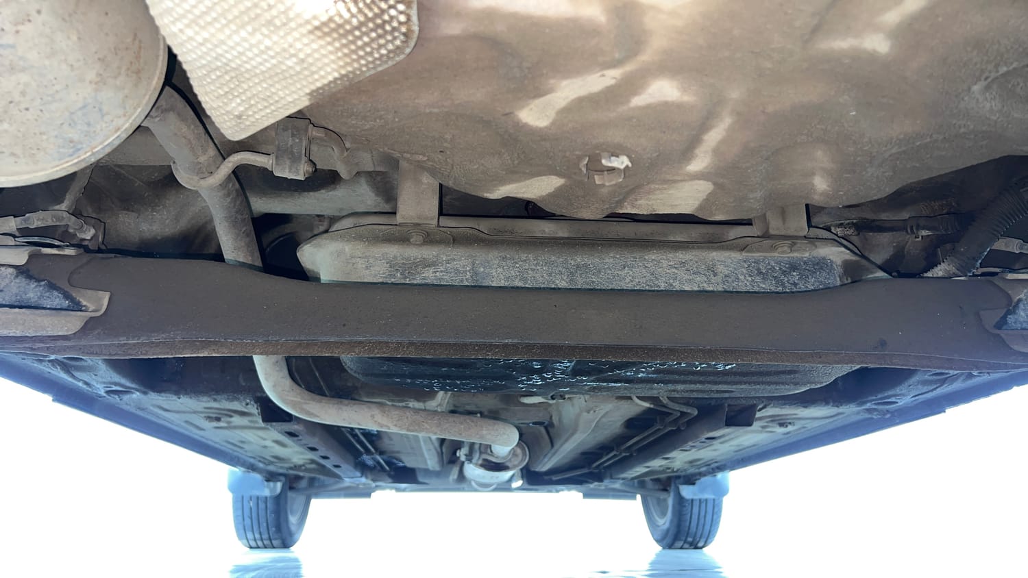 Used 2023 Nissan Magnite XV Premium Turbo Petrol Manual extra REAR UNDERBODY VIEW (TAKEN FROM REAR)