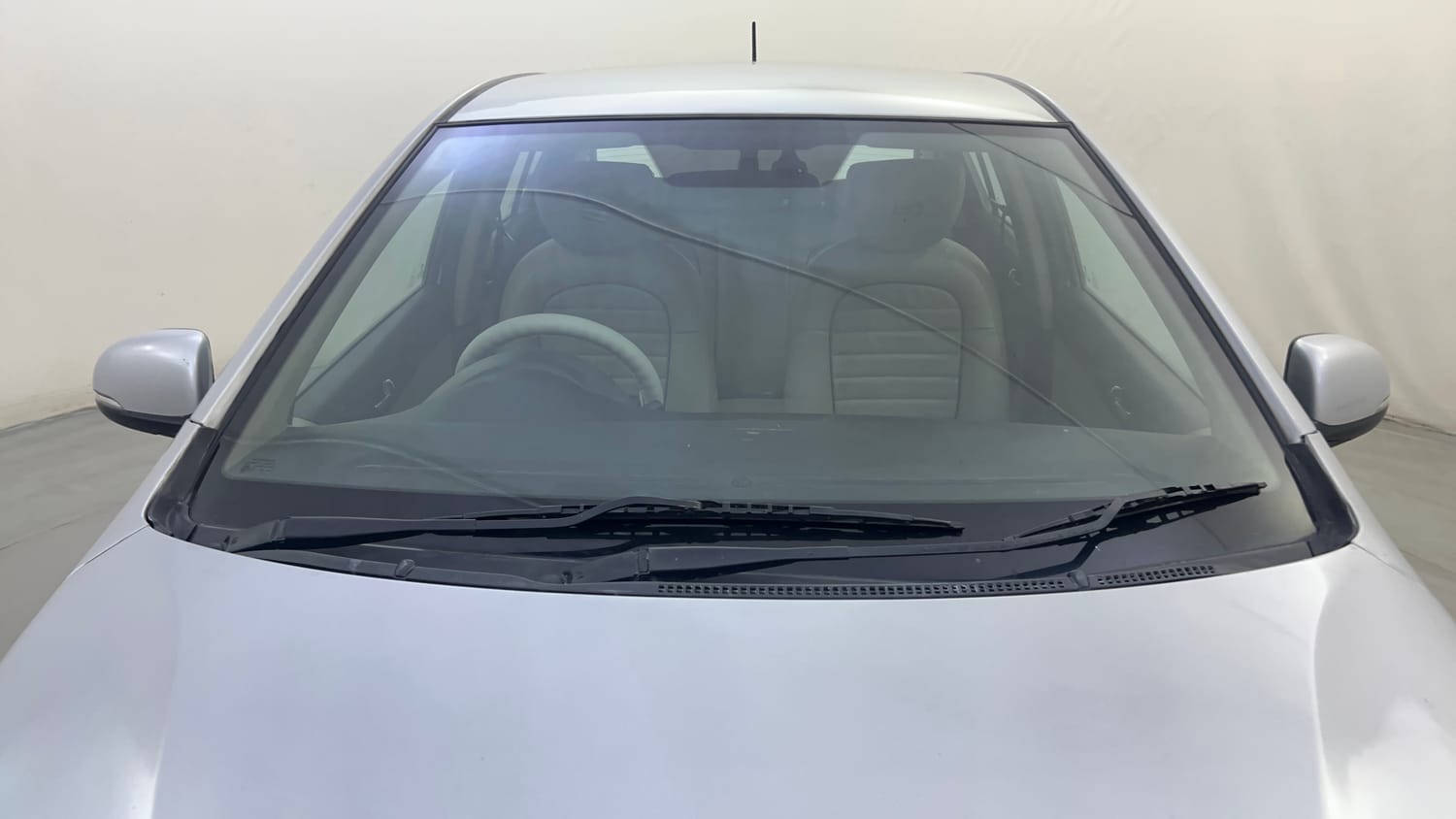 Used 2014 Hyundai i20 Sportz 1.2 Petrol Manual exterior FRONT WINDSHIELD VIEW