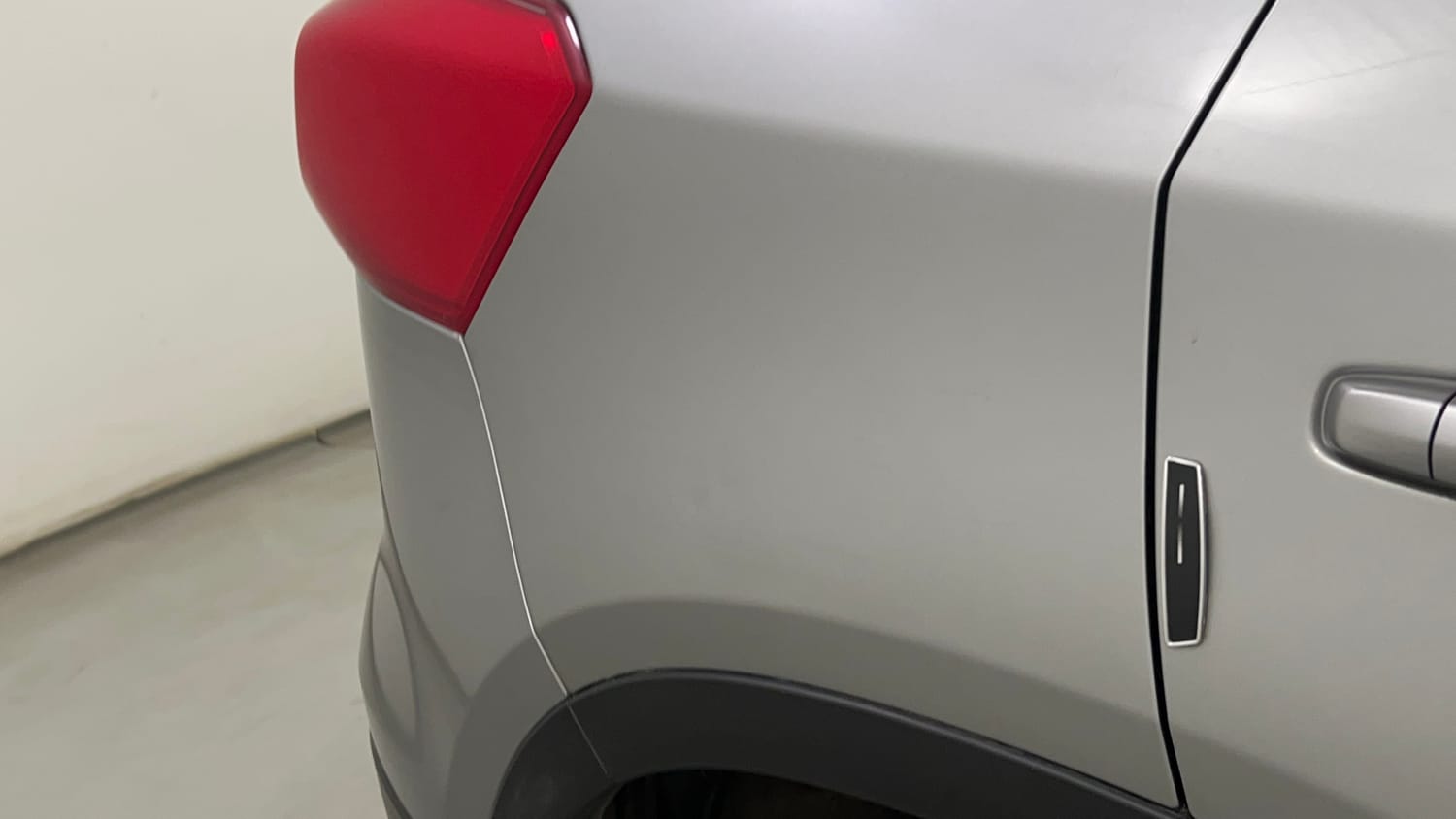 Used 2022 maruti-suzuki Vitara Brezza LXi Petrol Manual dents MINOR SCRATCH