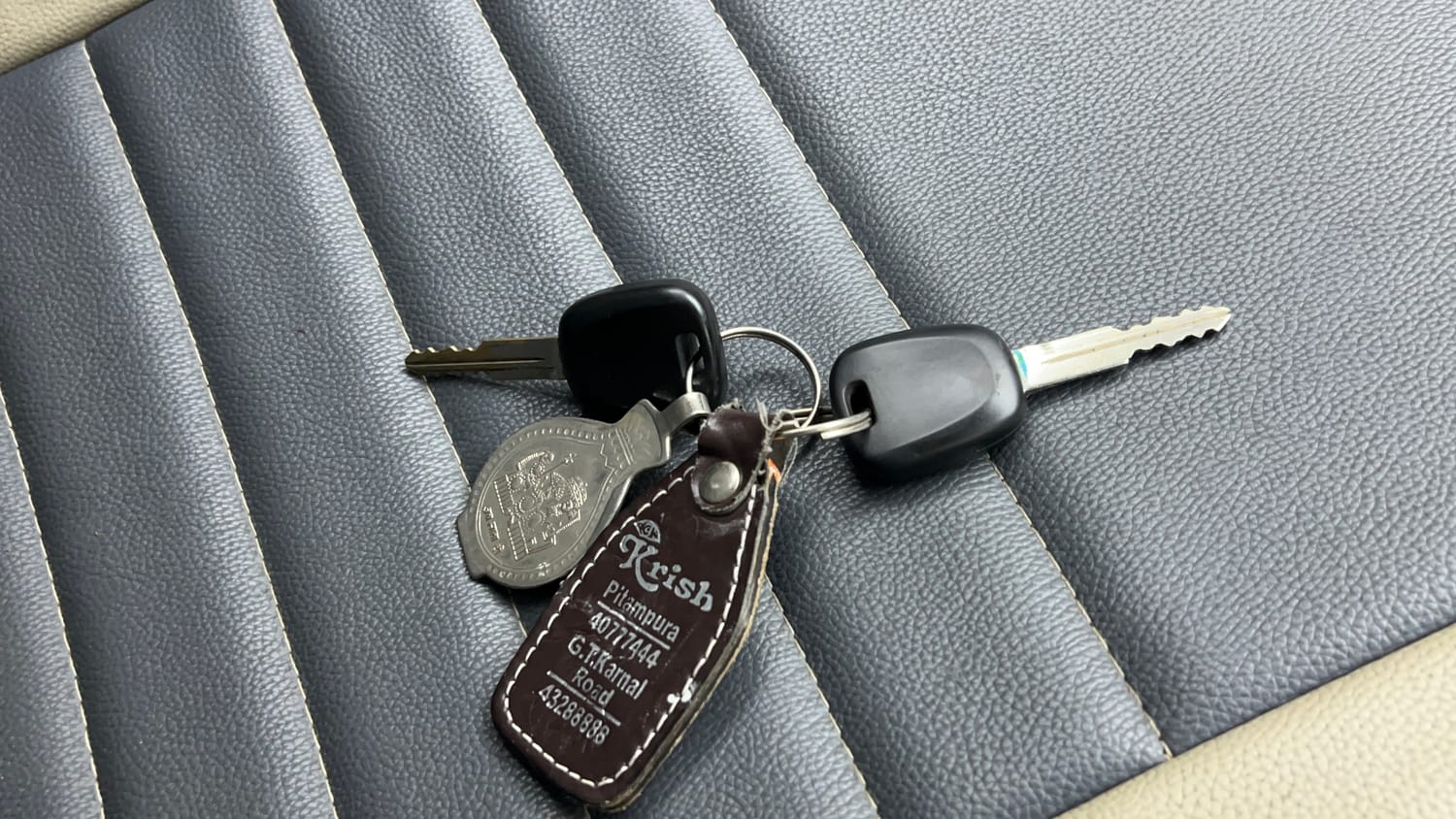 Used 2019 maruti-suzuki Alto K10 VXi (O) AMT Petrol Automatic extra CAR KEY VIEW