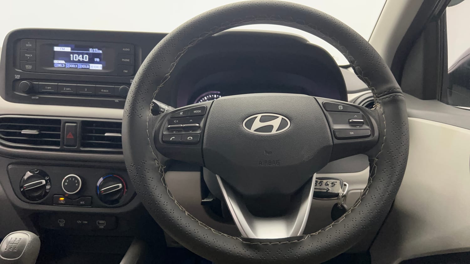 Used 2025 Hyundai Grand i10 Nios Magna 1.2 Kappa Petrol Manual interior STEERING VIEW