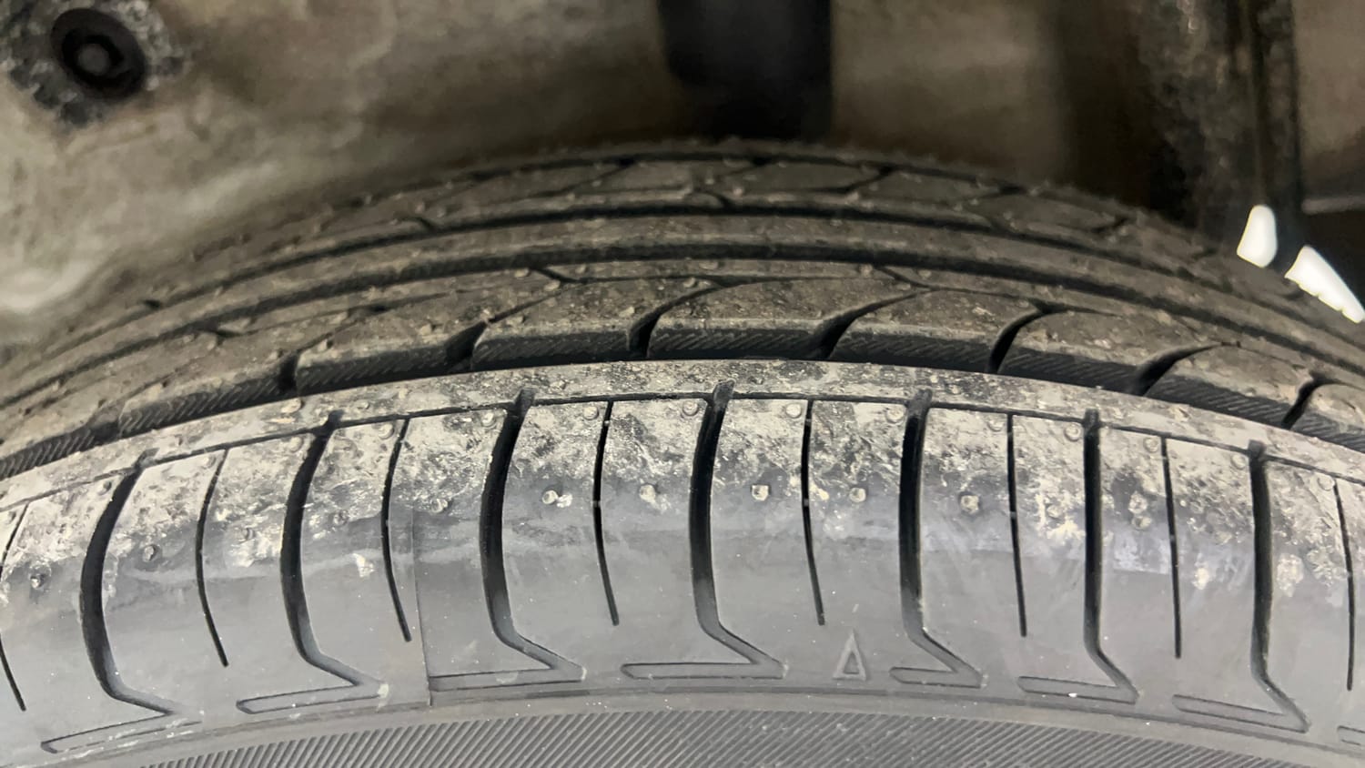 Used 2016 Maruti Suzuki Celerio VXi CNG Cng Manual tyres LEFT REAR TYRE TREAD VIEW