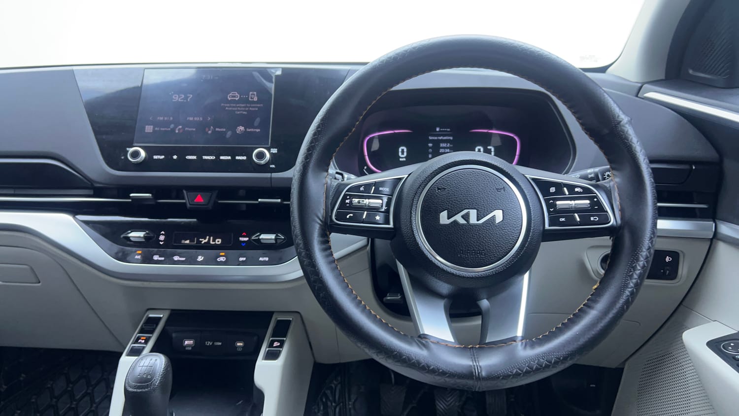 Used 2022 Kia Carens Prestige Plus 1.4 Petrol MT 7 STR Petrol Manual interior STEERING VIEW