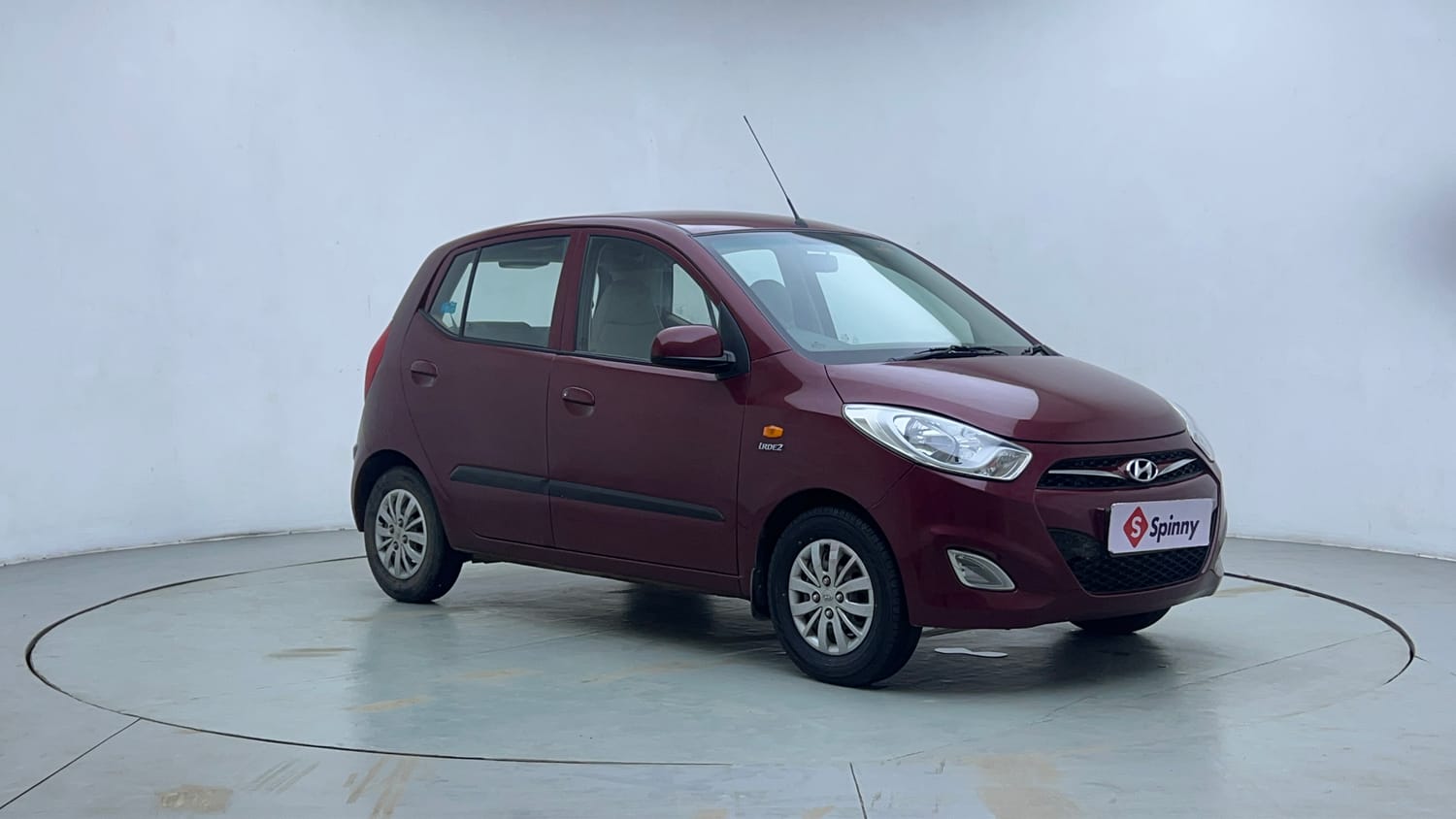 Used 2015 Hyundai i10 Sportz 1.1 iRDE2 Petrol Manual exterior RIGHT FRONT CORNER VIEW