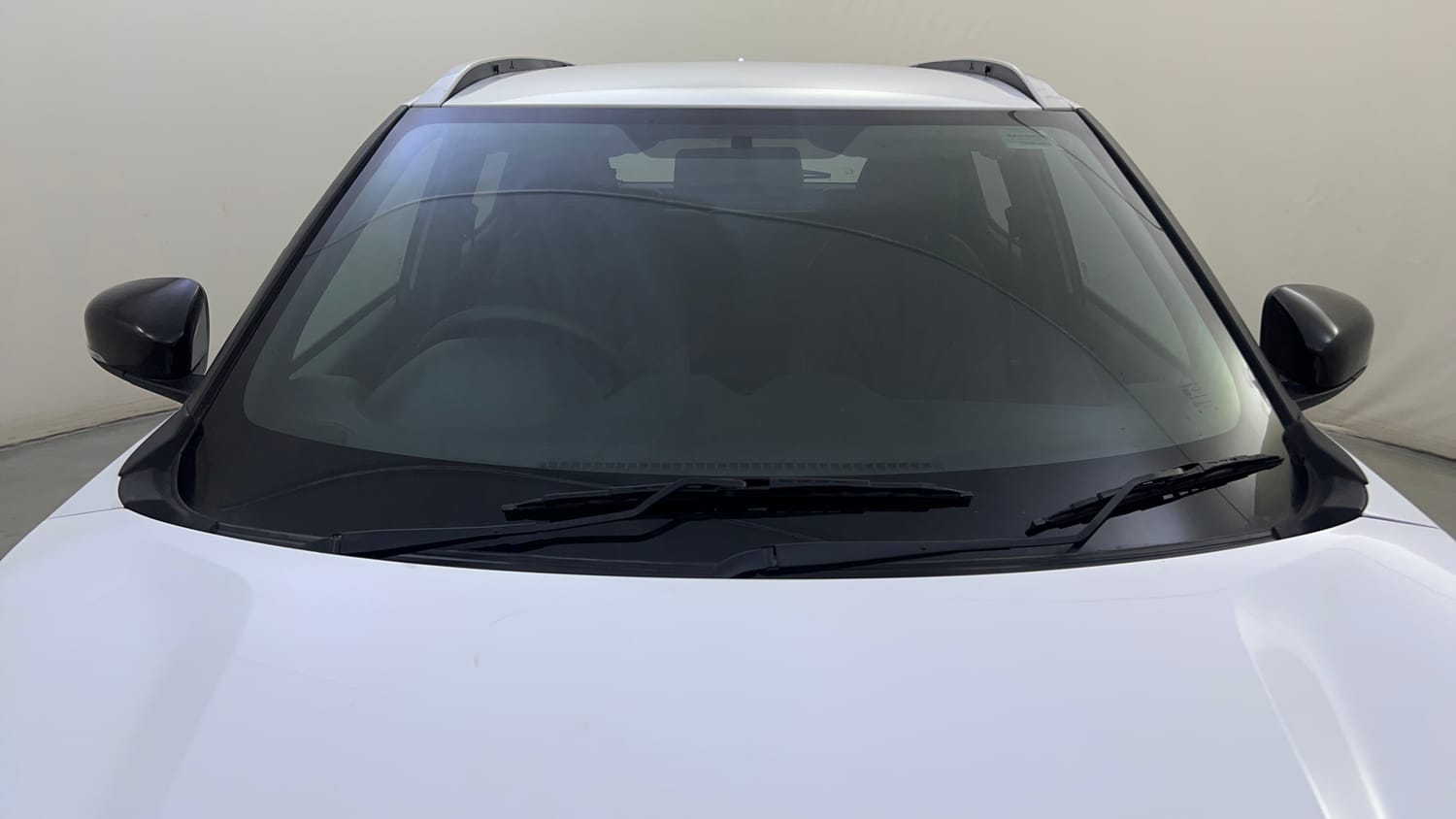 Used 2023 Nissan Magnite XV Petrol Manual exterior FRONT WINDSHIELD VIEW