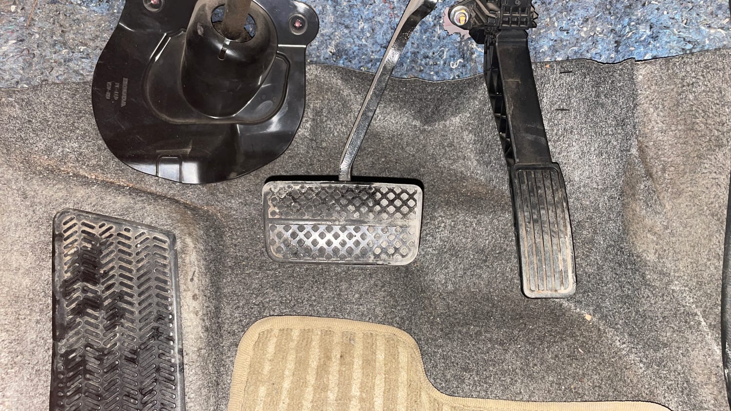 Used 2019 Honda Amaze 1.2 V CVT Petrol Petrol Automatic interior PEDALS VIEW