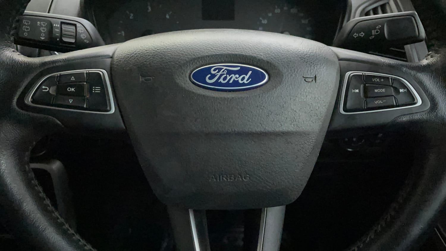 Used 2018 Ford EcoSport Titanium 1.5L TDCi Diesel Manual top_features Airbags