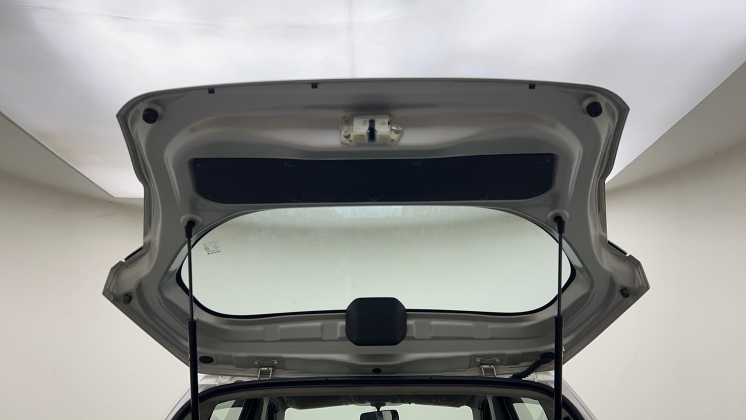 Used 2019 maruti-suzuki Alto K10 VXi (O) AMT Petrol Automatic interior DICKY DOOR OPEN VIEW