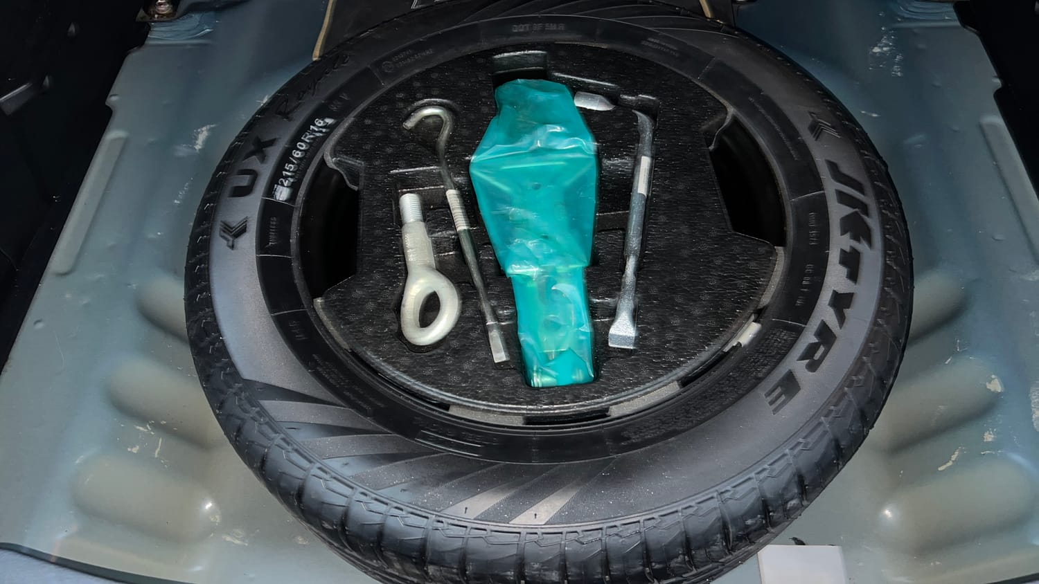 Used 2021 Maruti Suzuki S-Cross Zeta Petrol Manual tyres SPARE TYRE VIEW