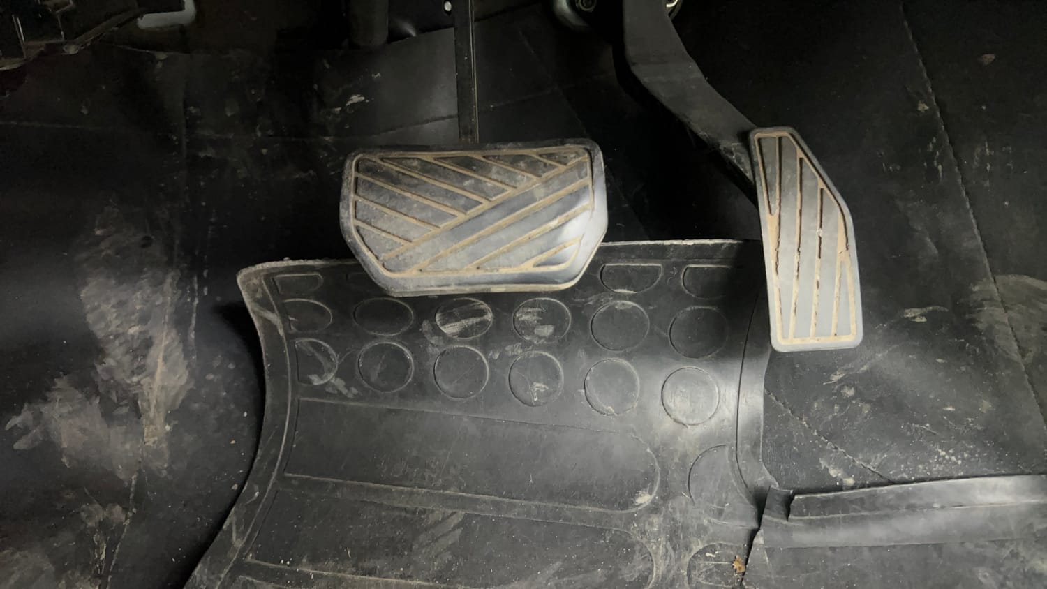 Used 2016 Maruti Suzuki Alto K10 VXi AMT Petrol Automatic interior PEDALS VIEW