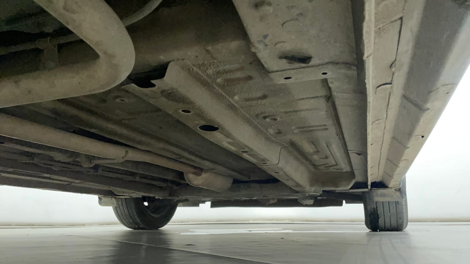 Used 2021 Tata Altroz XM Plus Petrol Petrol Manual extra REAR RIGHT UNDERBODY VIEW
