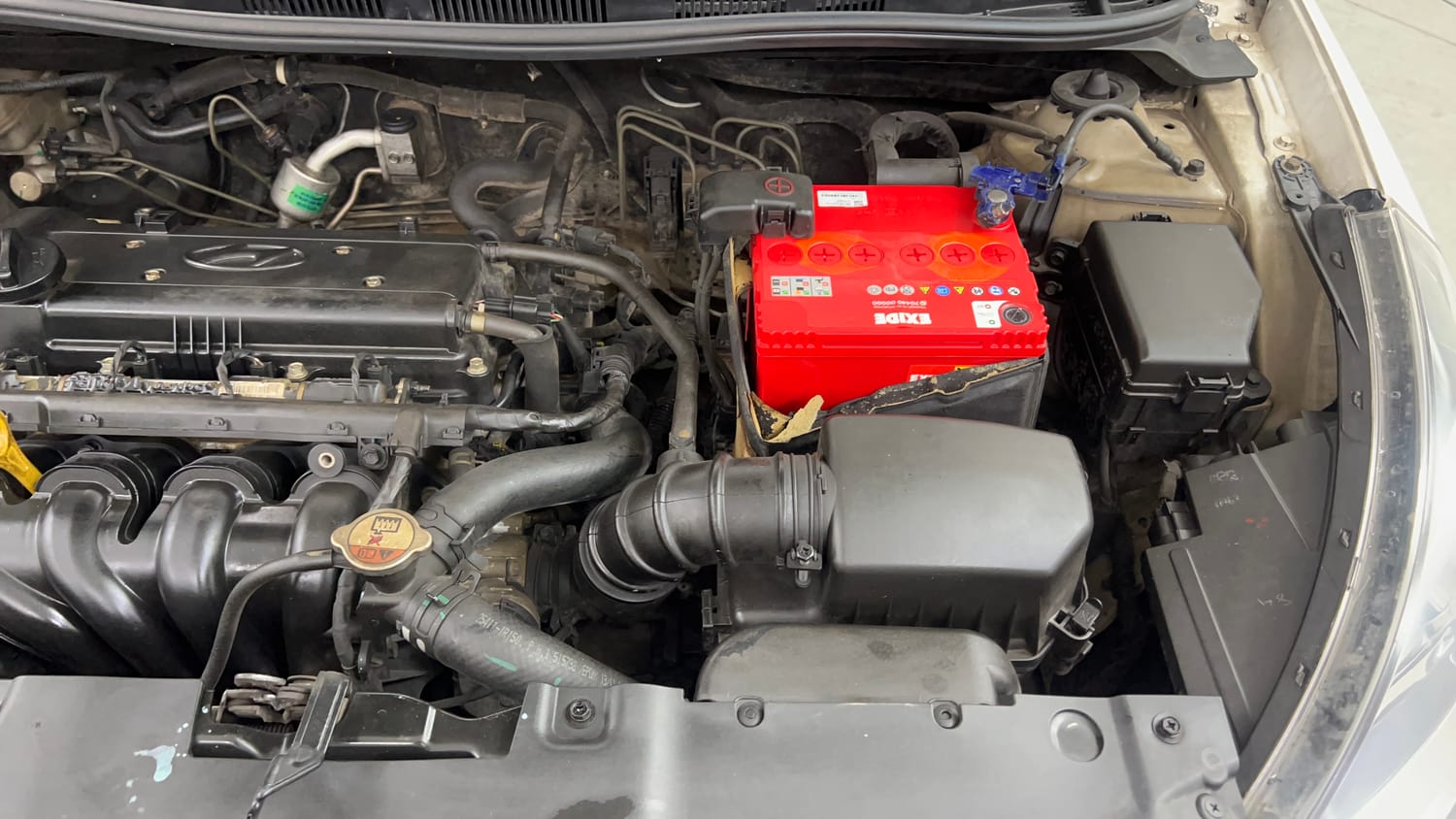 Used 2015 Hyundai Verna Fluidic 1.6 VTVT SX Petrol Manual engine ENGINE LEFT SIDE VIEW