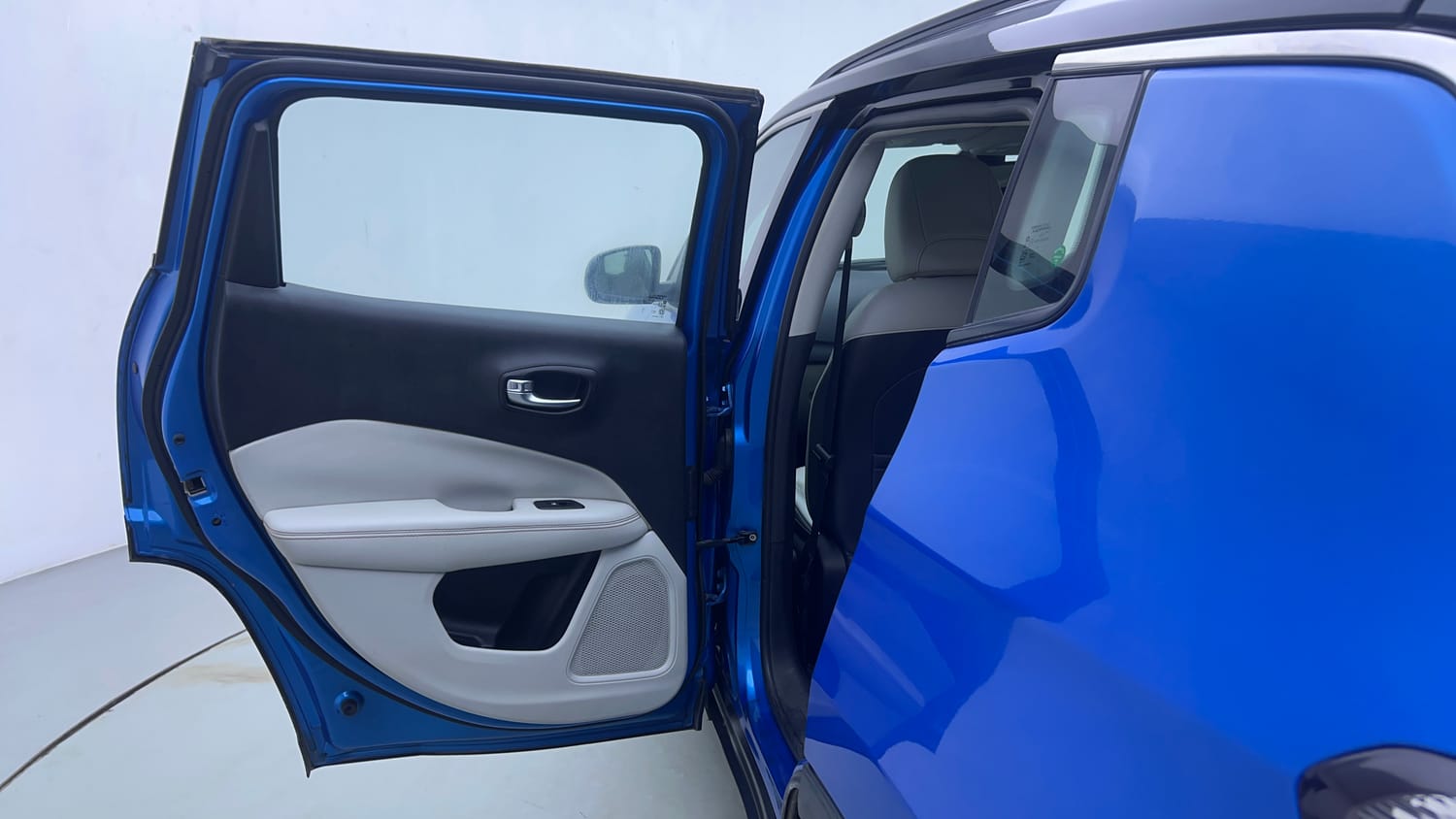 Used 2018 Jeep Compass Limited 1.4 Petrol AT Petrol Automatic interior LEFT REAR DOOR OPEN VIEW