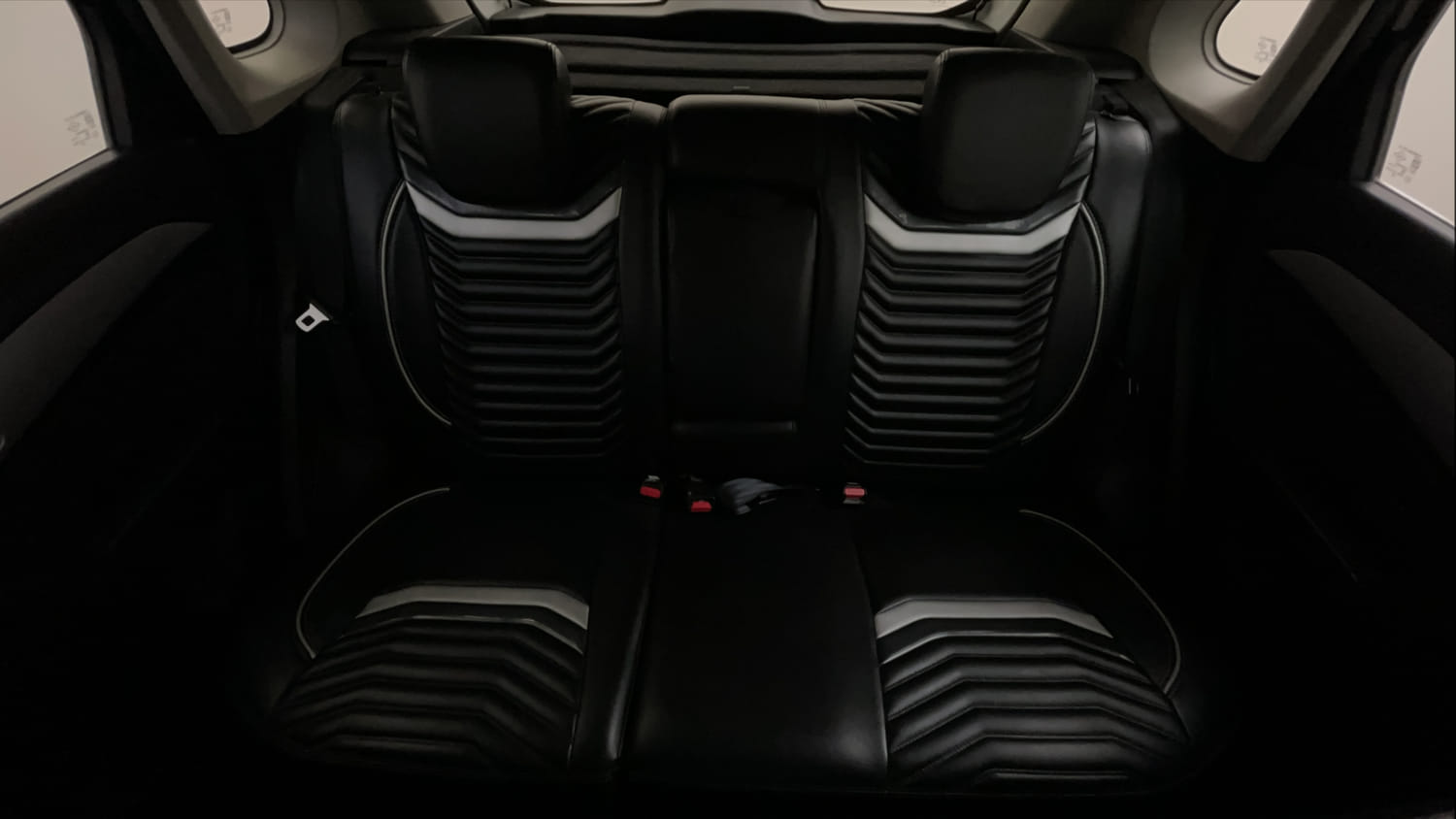 Used 2021 Maruti Suzuki Vitara Brezza ZXi AT SHVS Petrol Automatic interior REAR SEAT CONDITION VIEW