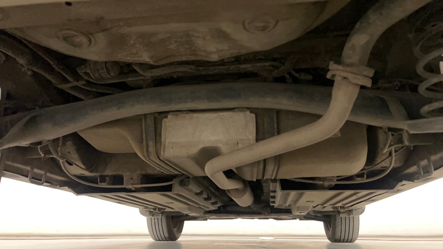 Used 2022 maruti-suzuki Vitara Brezza LXi Petrol Manual extra REAR UNDERBODY VIEW (TAKEN FROM REAR)