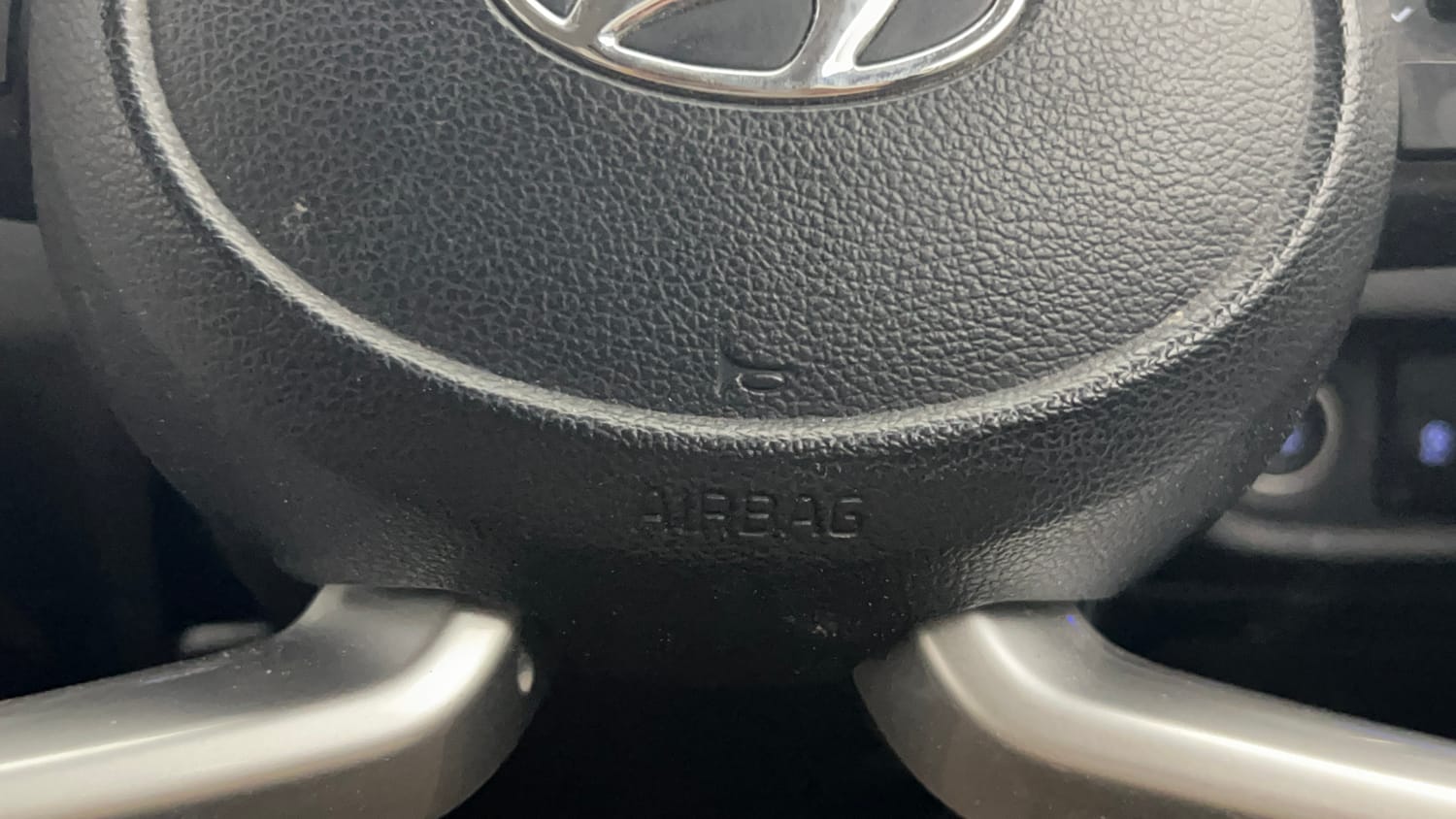 Used 2023 Hyundai Creta SX 1.5 Petrol Petrol Manual top_features Airbags