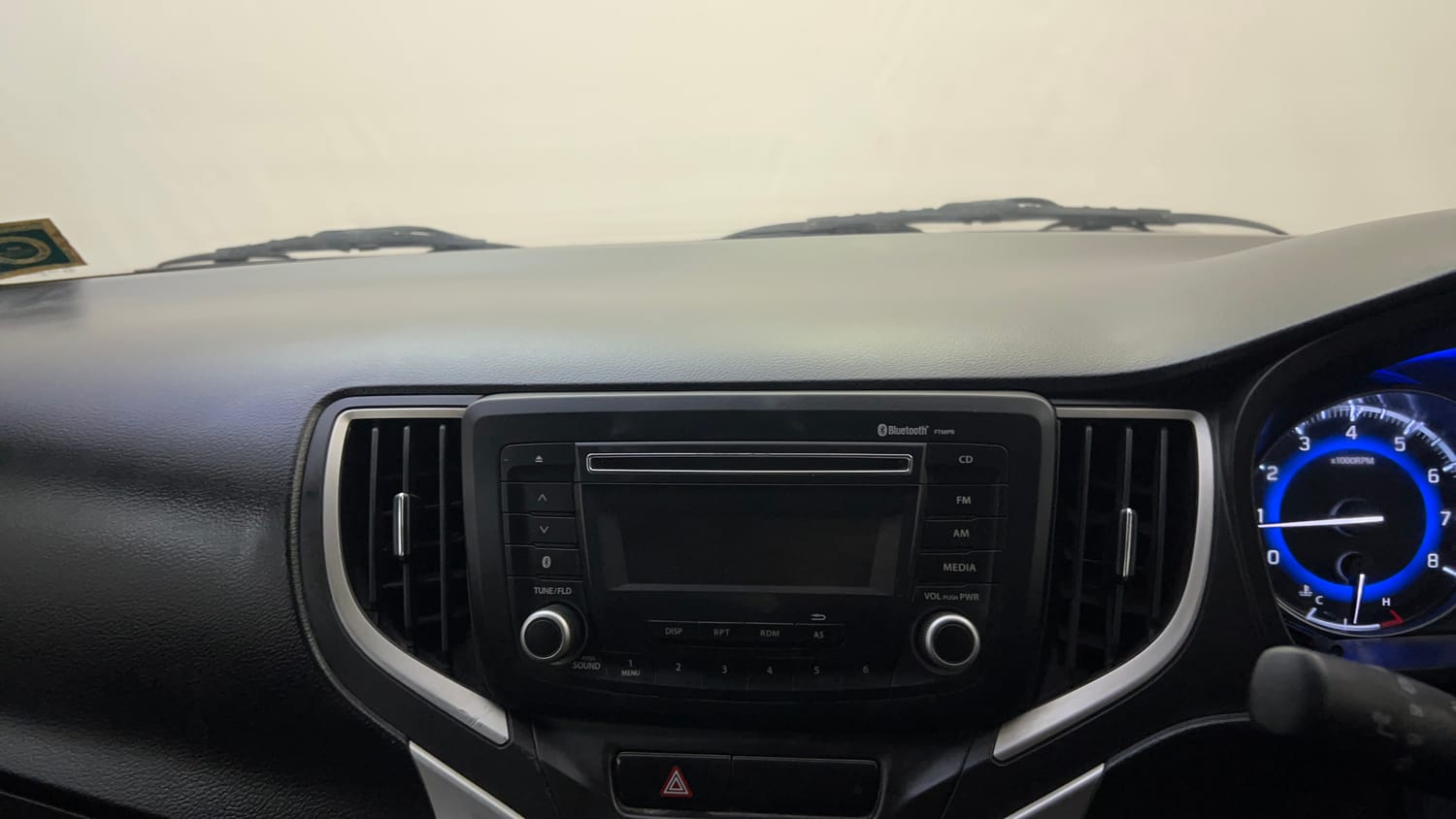 Used 2018 Maruti Suzuki Baleno Delta 1.2 AT Petrol Automatic top_features Integrated (in-dash) music system