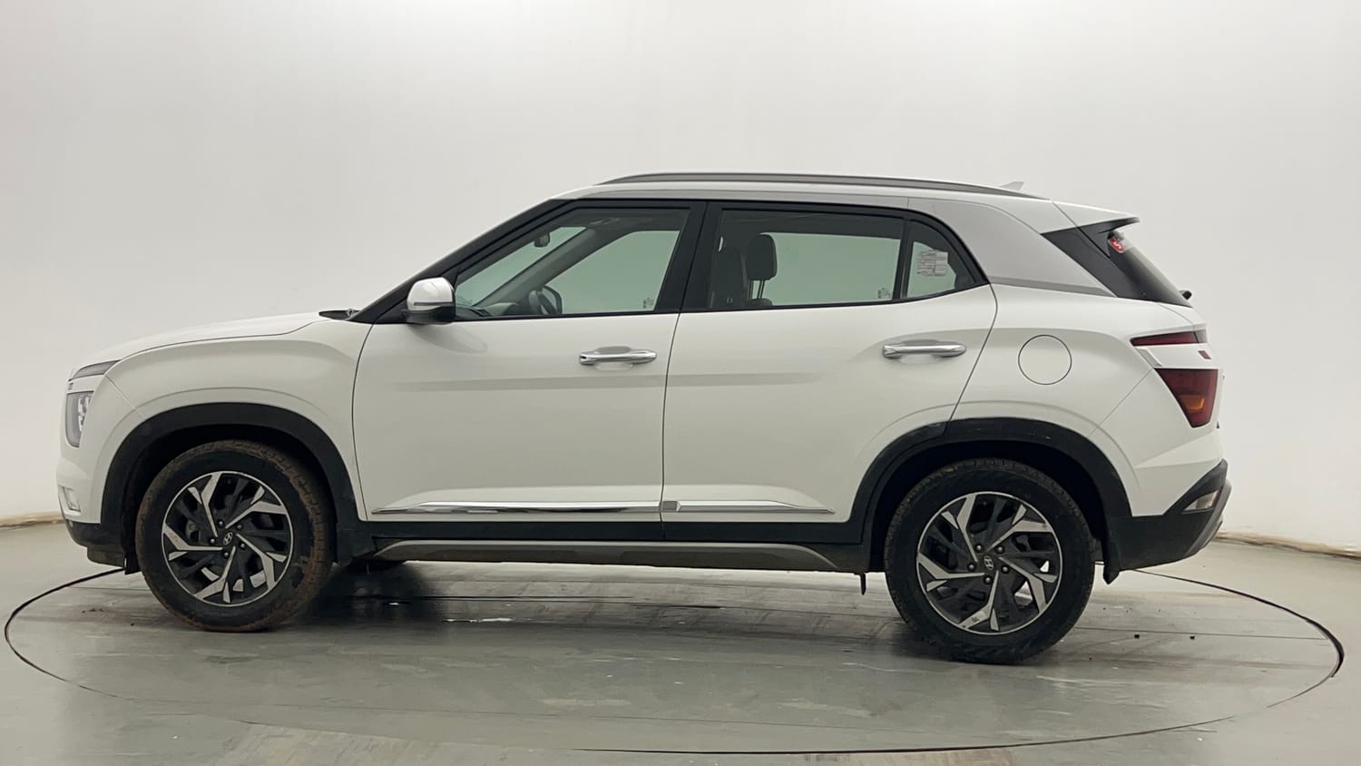 Used 2022 Hyundai Creta SX (O) 1.5 Petrol IVT Petrol Automatic exterior LEFT SIDE VIEW