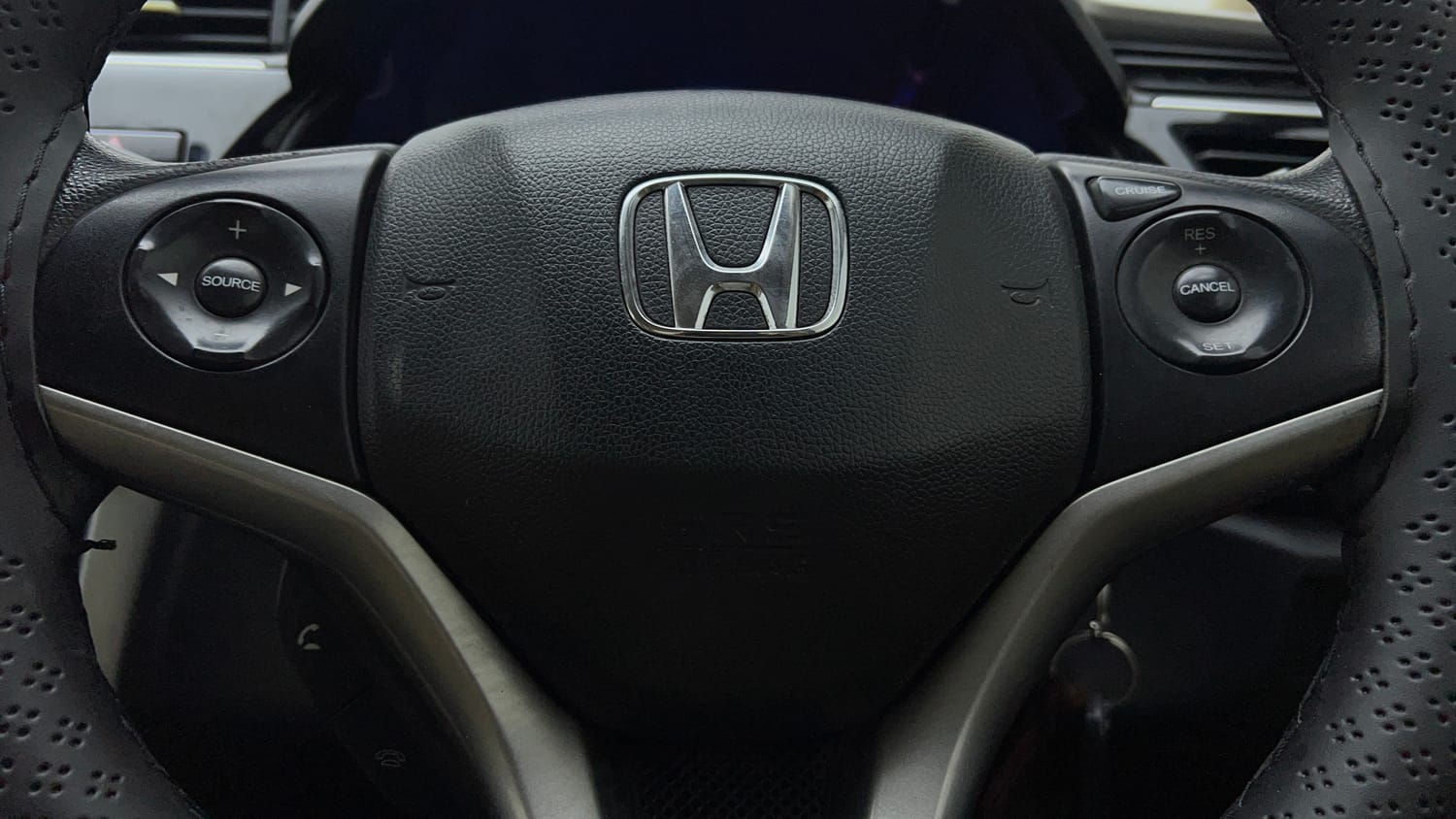 Used 2016 Honda City SV CVT Petrol Automatic top_features Airbags