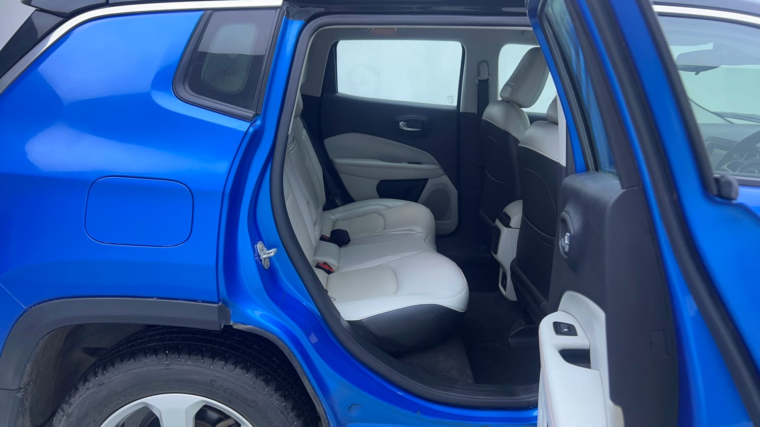 Used 2018 Jeep Compass Limited 1.4 Petrol AT Petrol Automatic interior RIGHT SIDE REAR DOOR CABIN VIEW