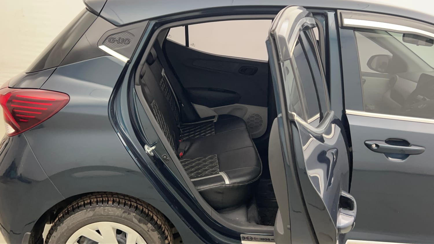 Used 2025 Hyundai Grand i10 Nios Magna 1.2 Kappa Petrol Manual interior RIGHT SIDE REAR DOOR CABIN VIEW