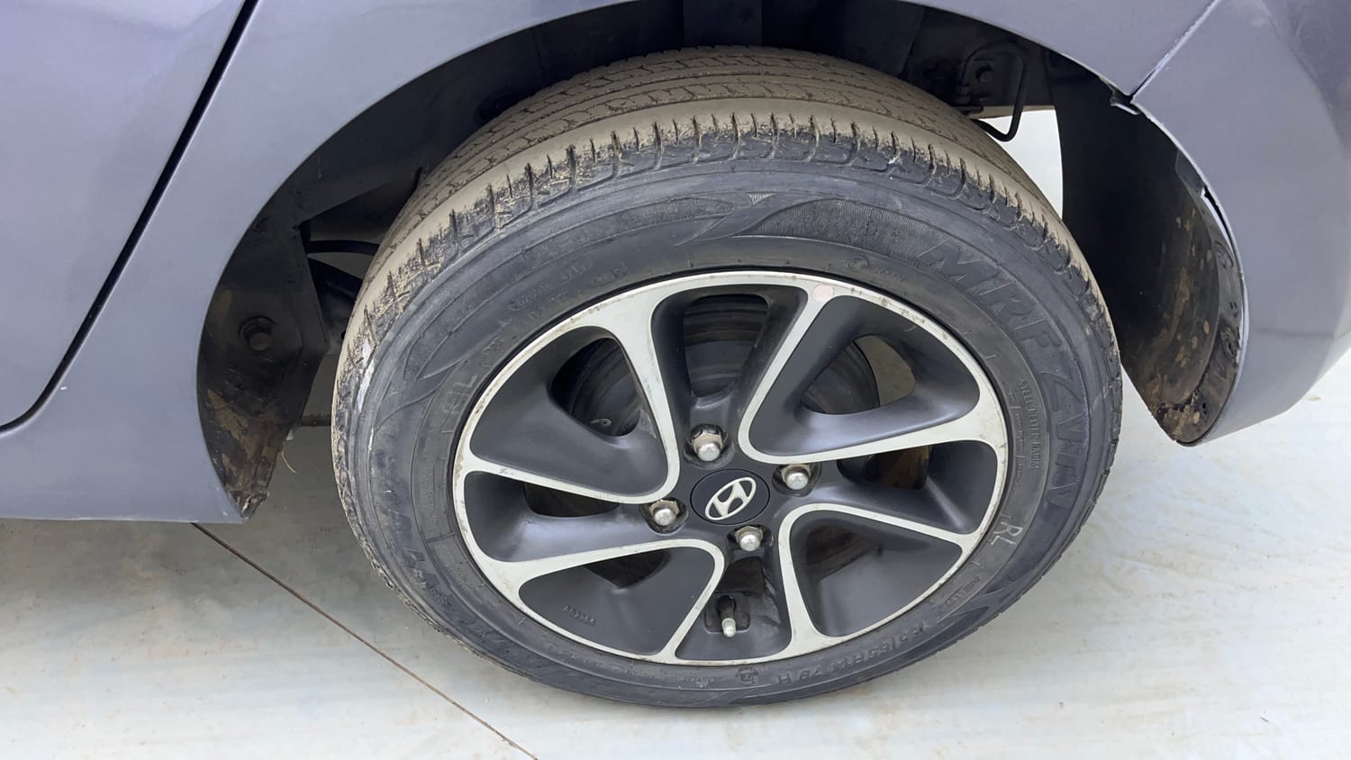 Used 2017 Hyundai Grand i10 Asta 1.2 Kappa VTVT Petrol Manual tyres LEFT REAR TYRE RIM VIEW
